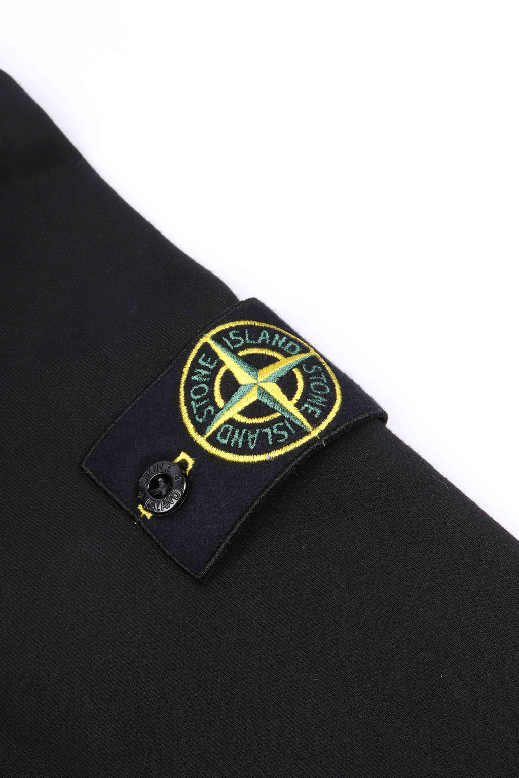6100063 s0051 v0029 - black