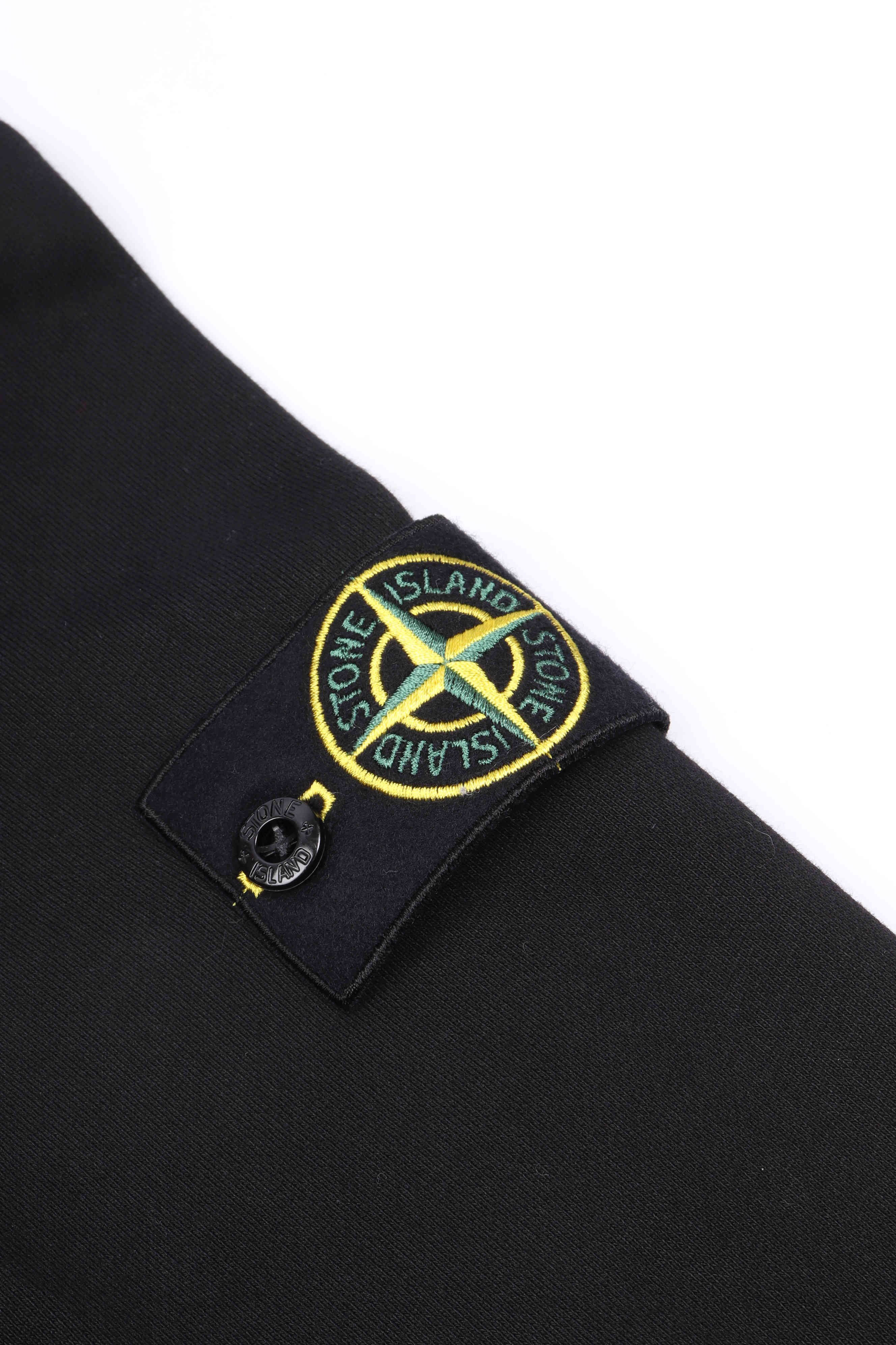 6100063 s0051 v0029 - black