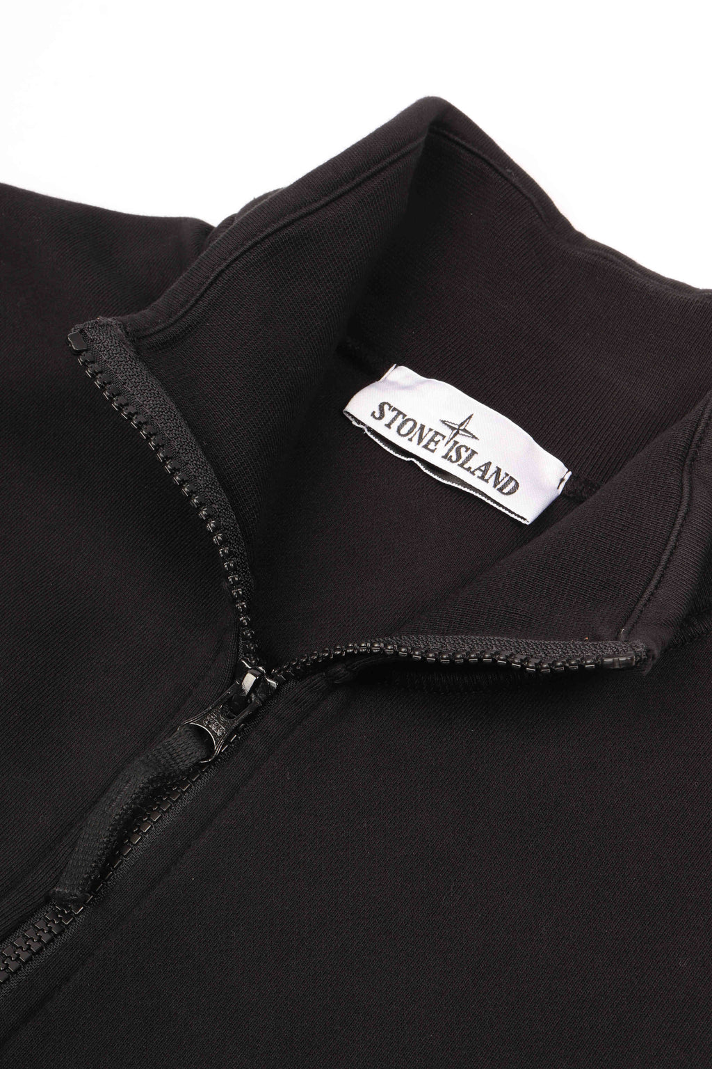 6100063 s0051 v0029 - black
