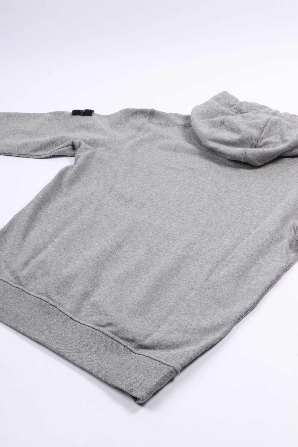 6100062 s0m51 v0m64 mel grey