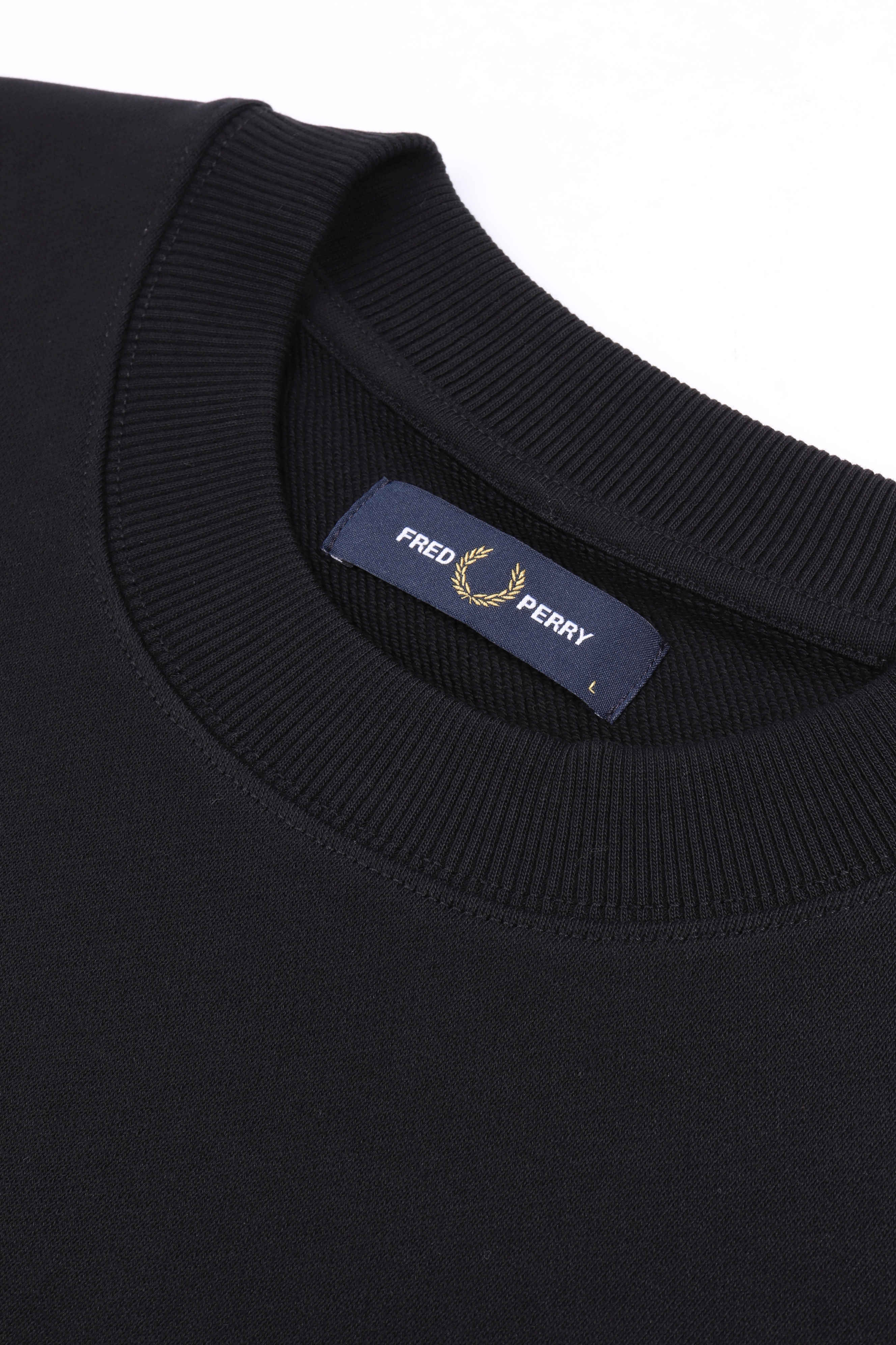 M7535 s77 - black