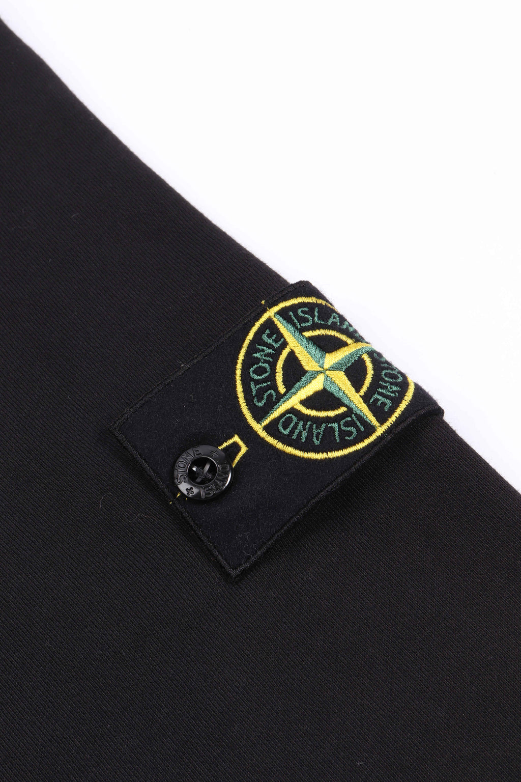 6100060 s0051 v0029 - black