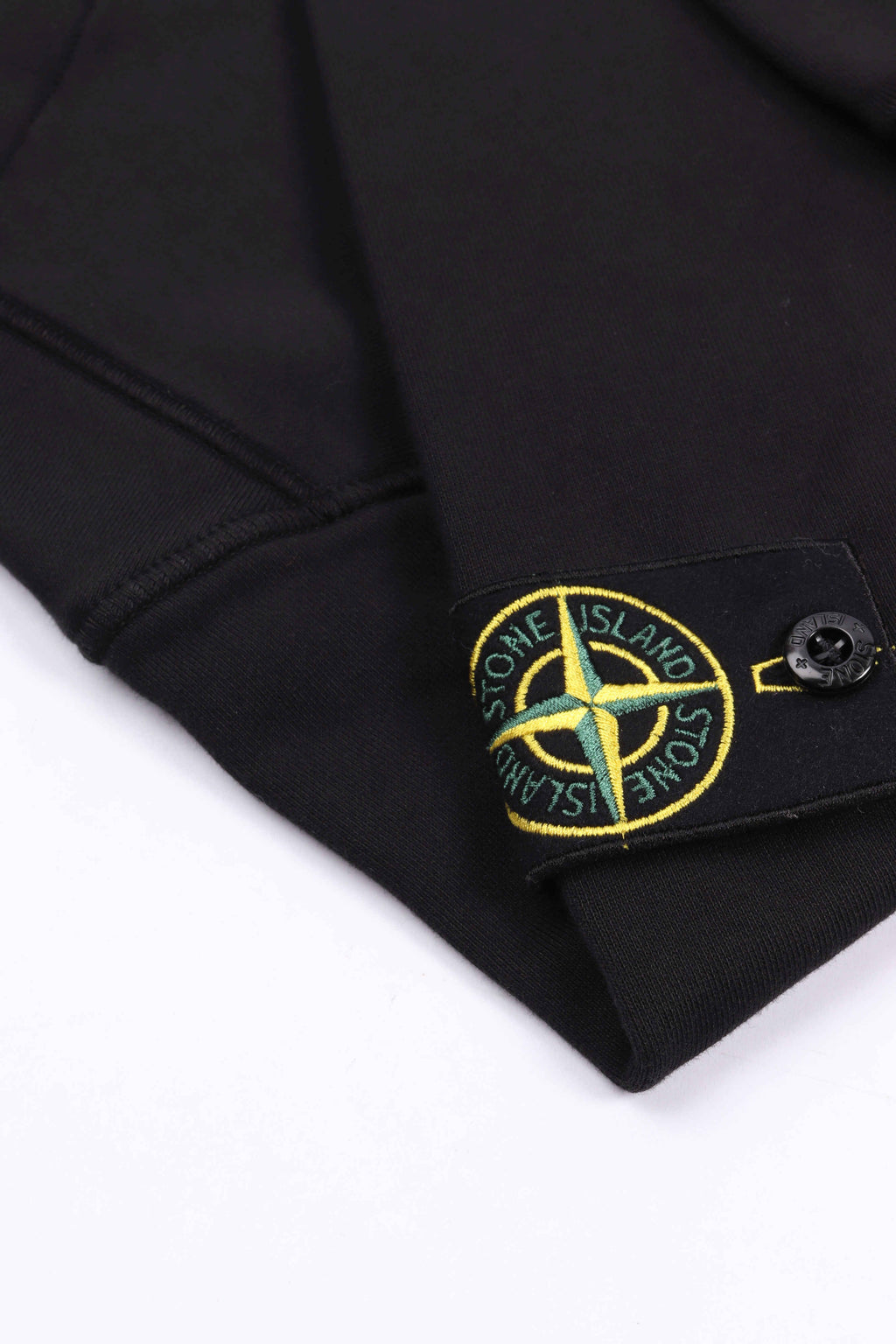 6100060 s0051 v0029 - black