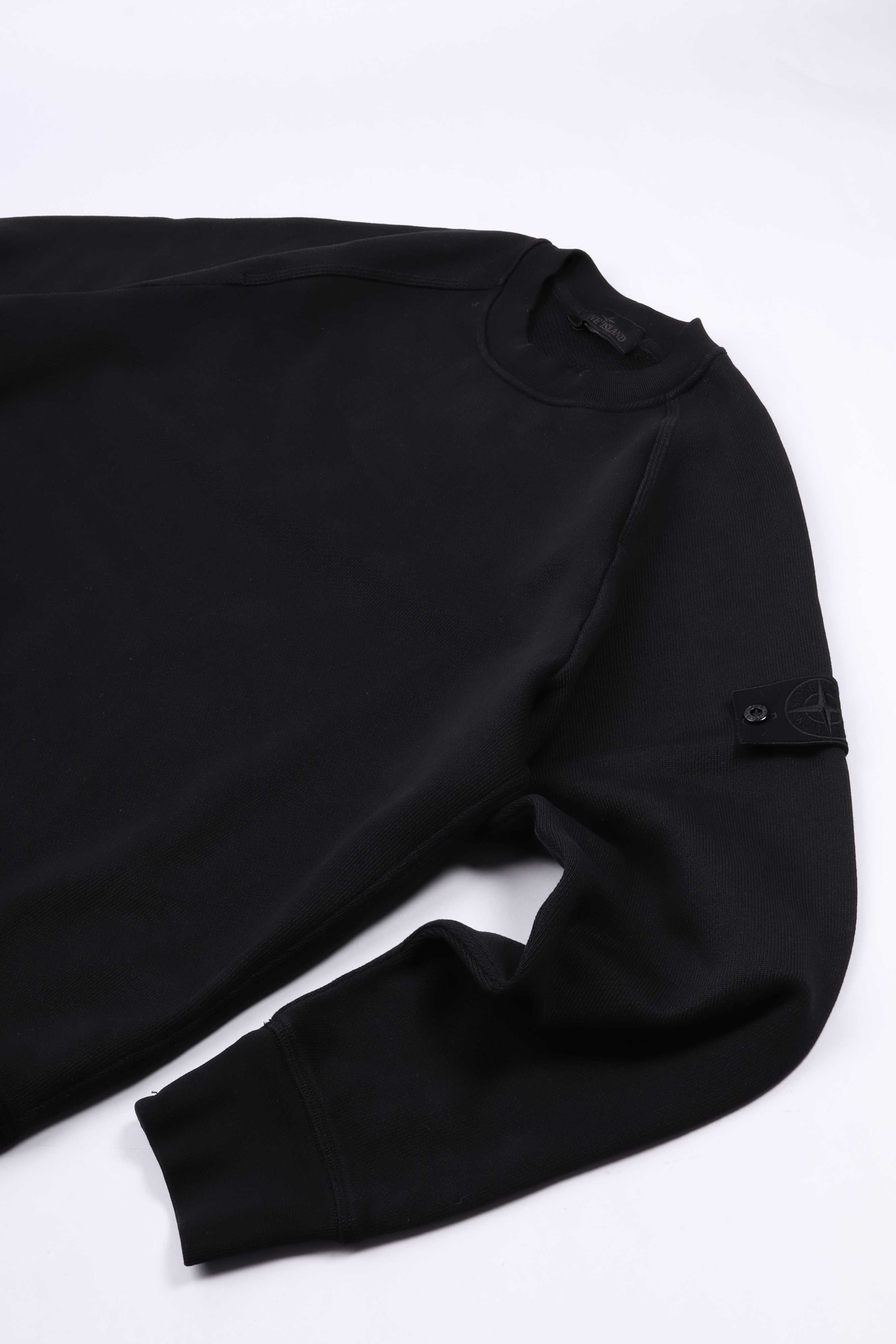 6100028 s0f42 v0029 - black