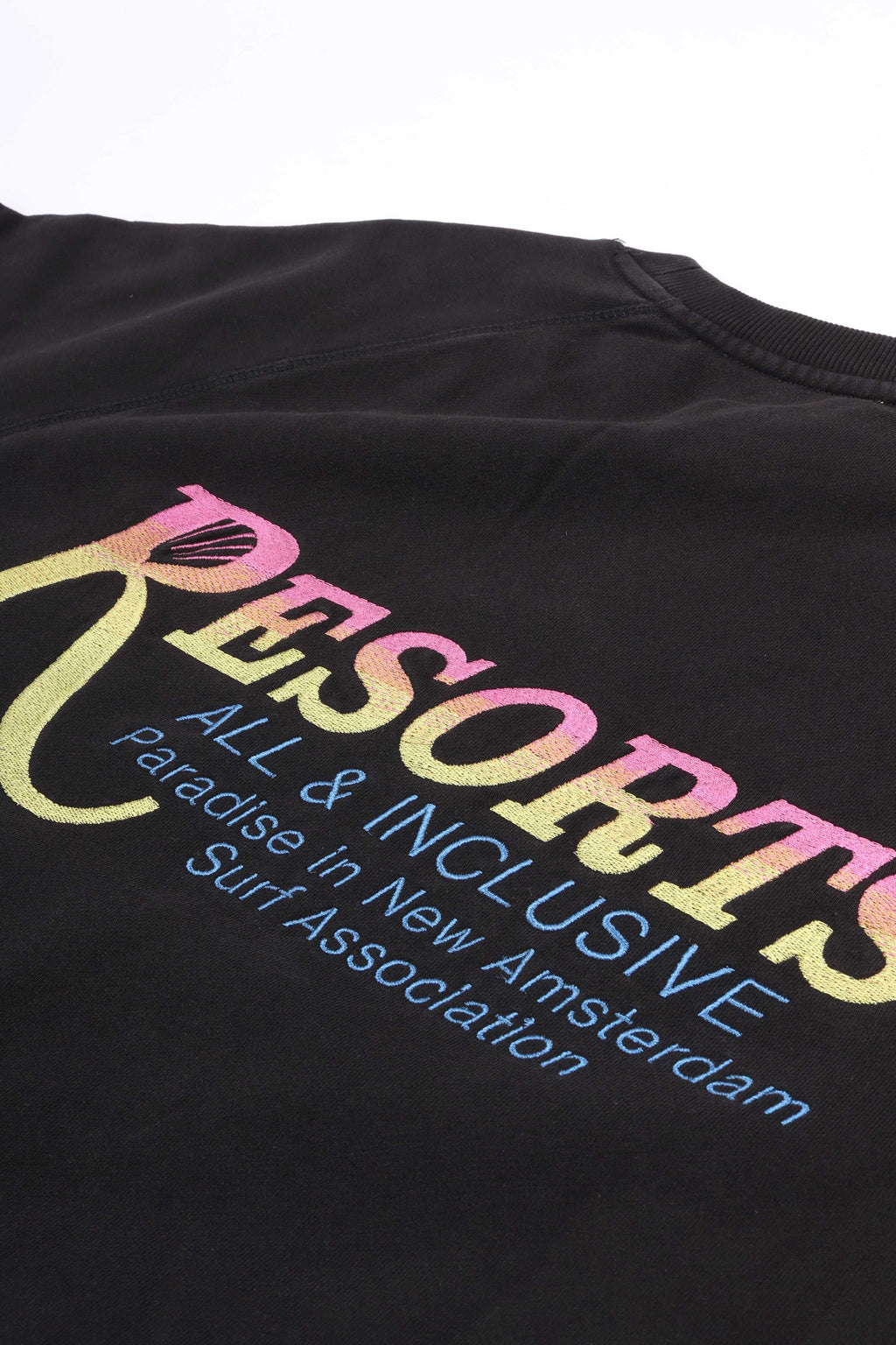 Resorts crewneck black