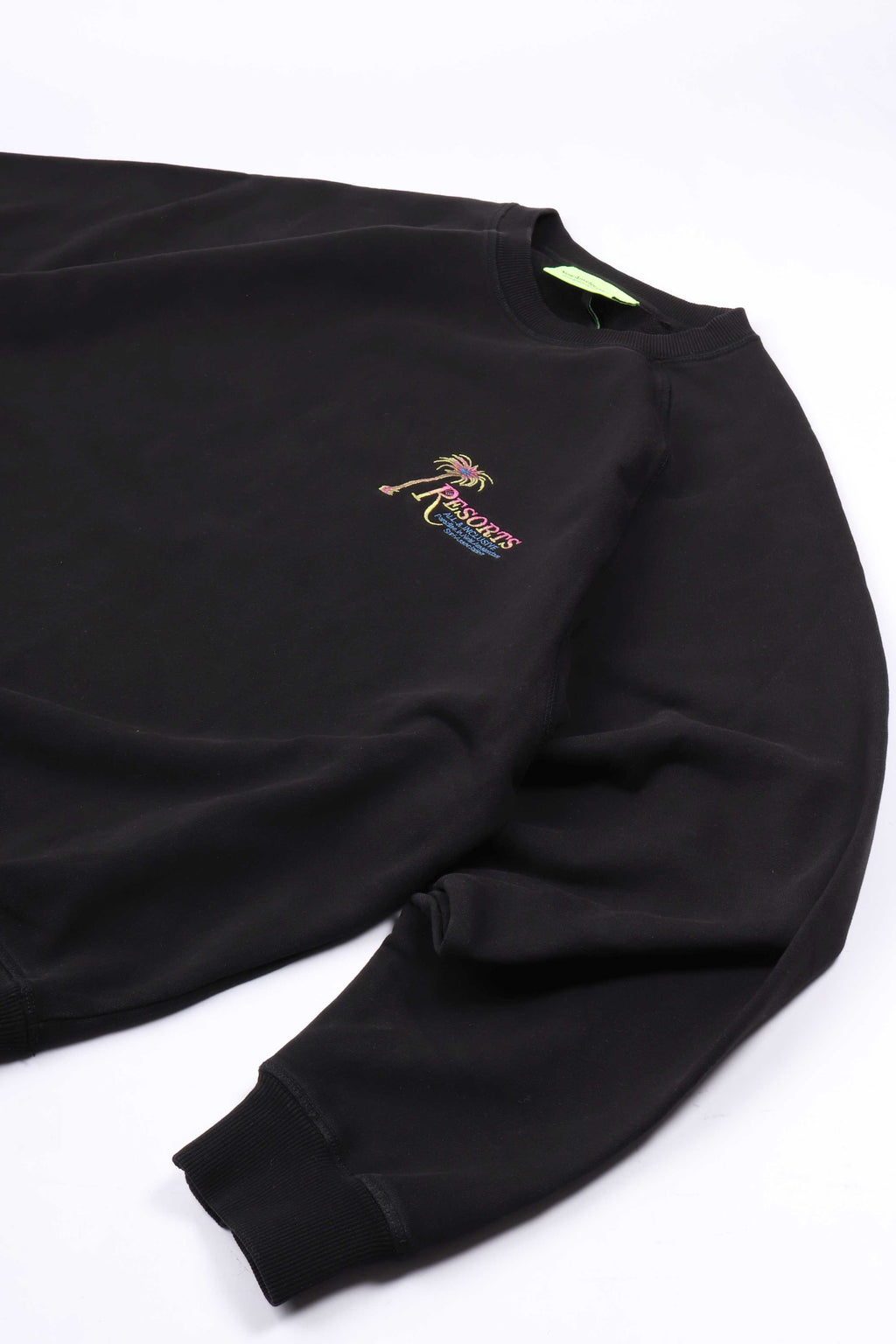 Resorts crewneck black