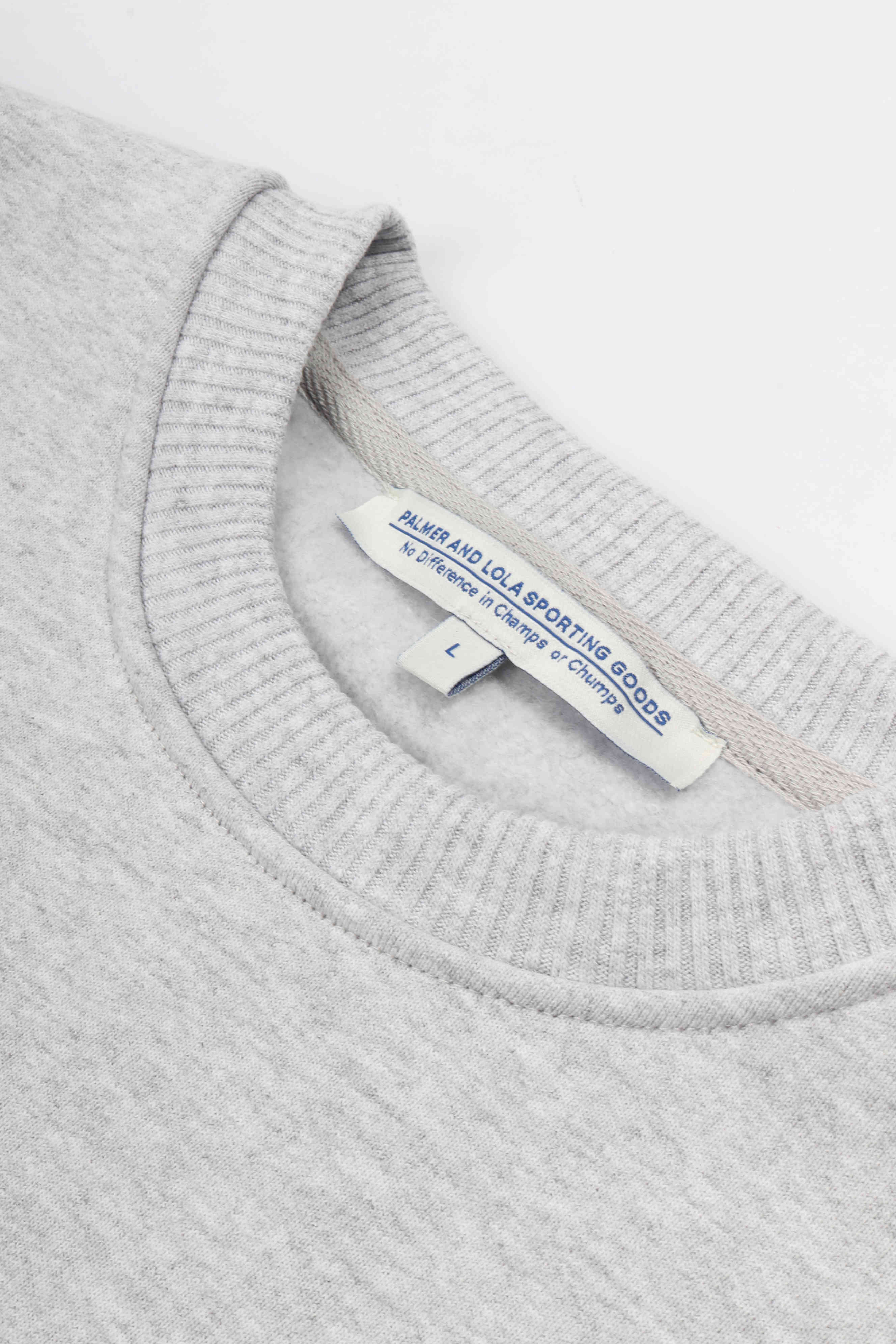 The cyr crewneck light gray