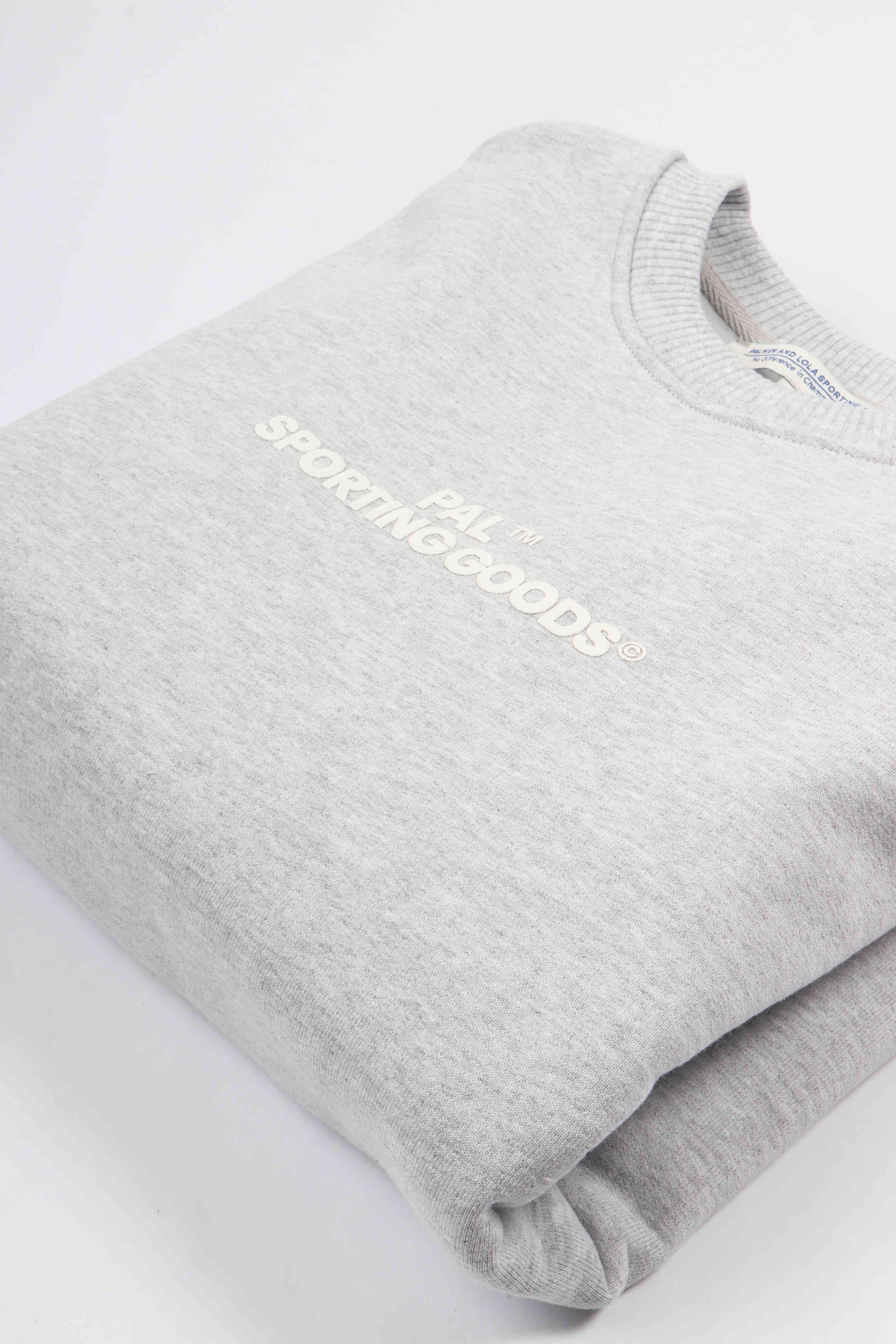 The cyr crewneck light gray