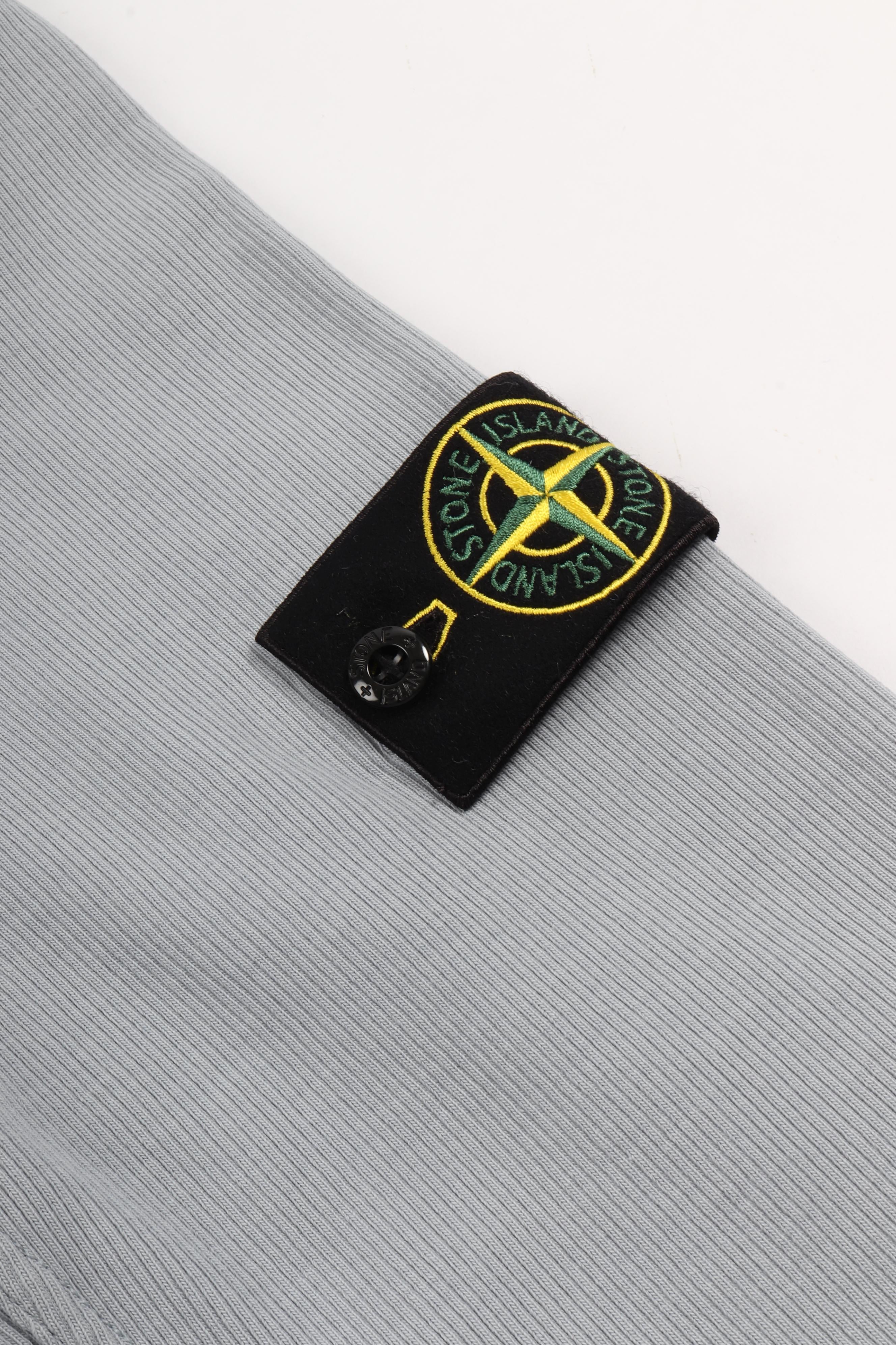 6100017 s0472 v0049 - ash grey
