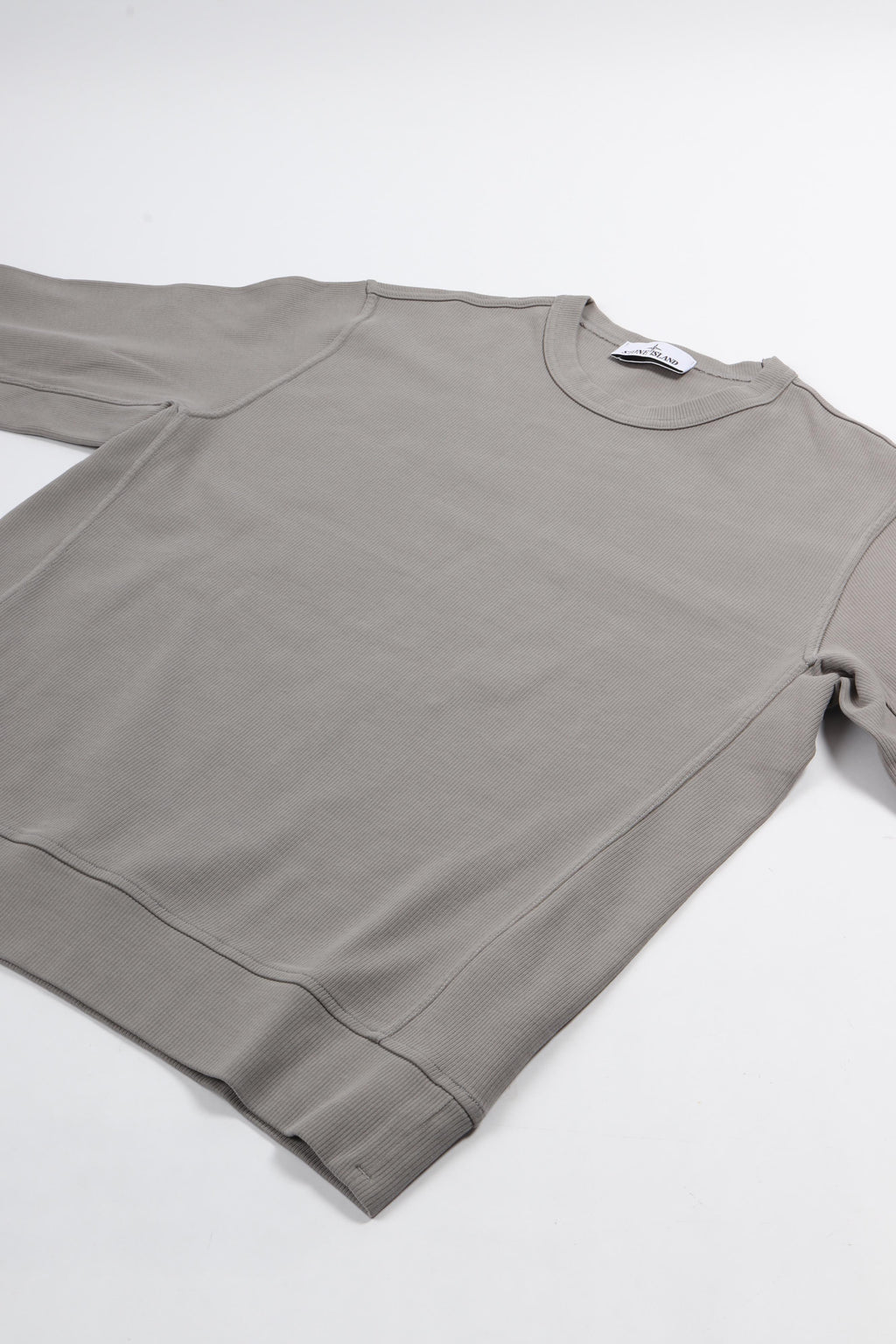6100017 s0472 v0060 grey