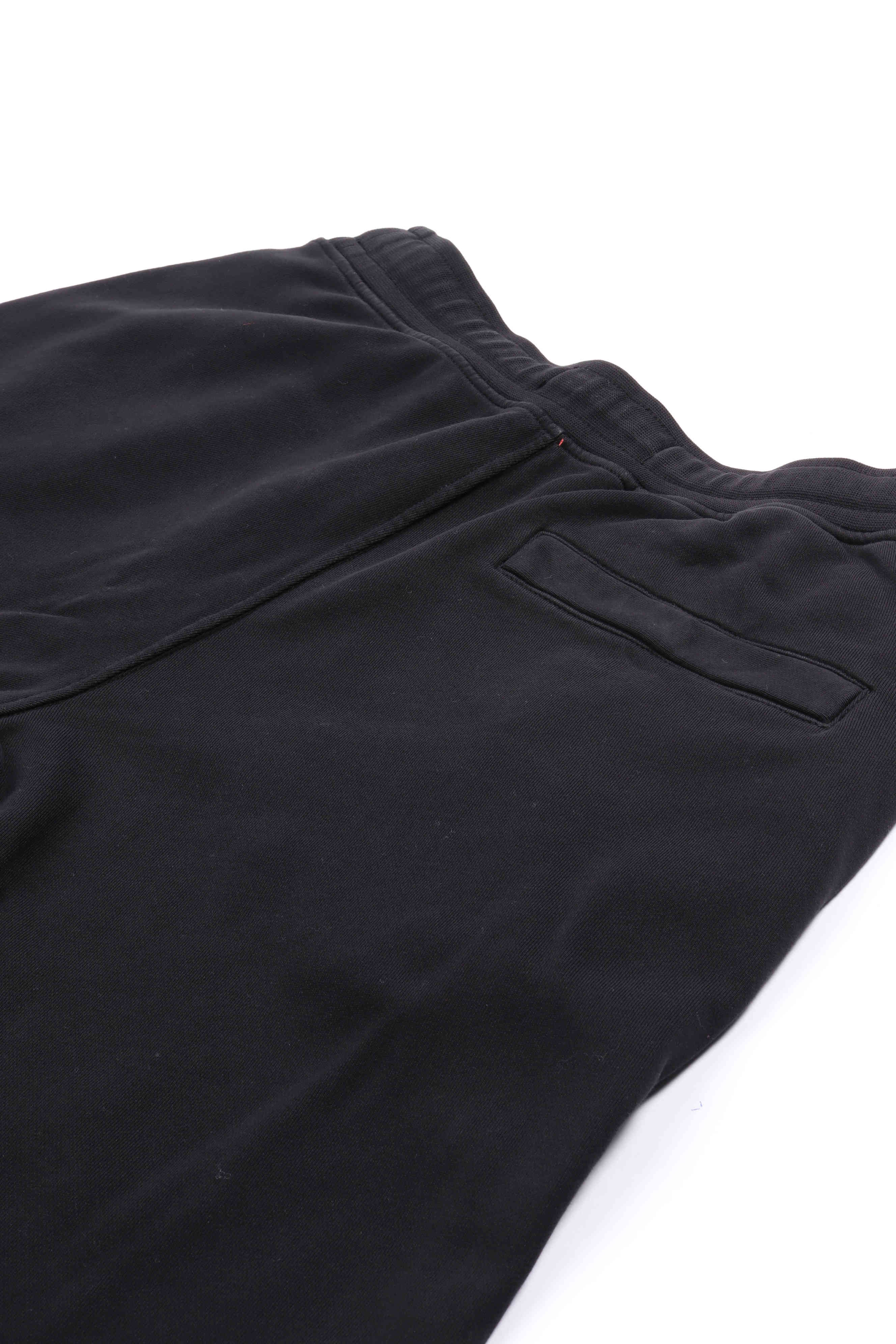 6200010 s0051 v0029 - black