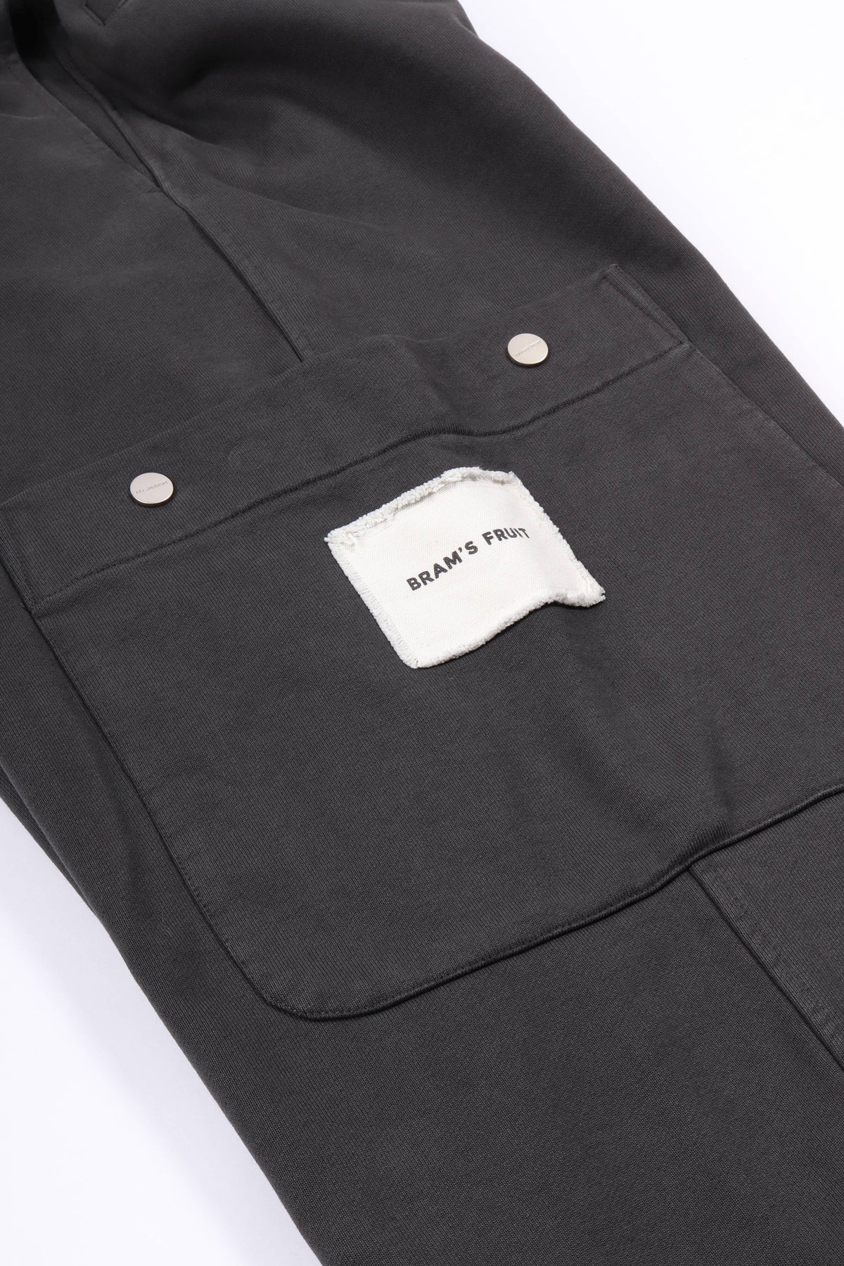 Side pocket sweat shadow black