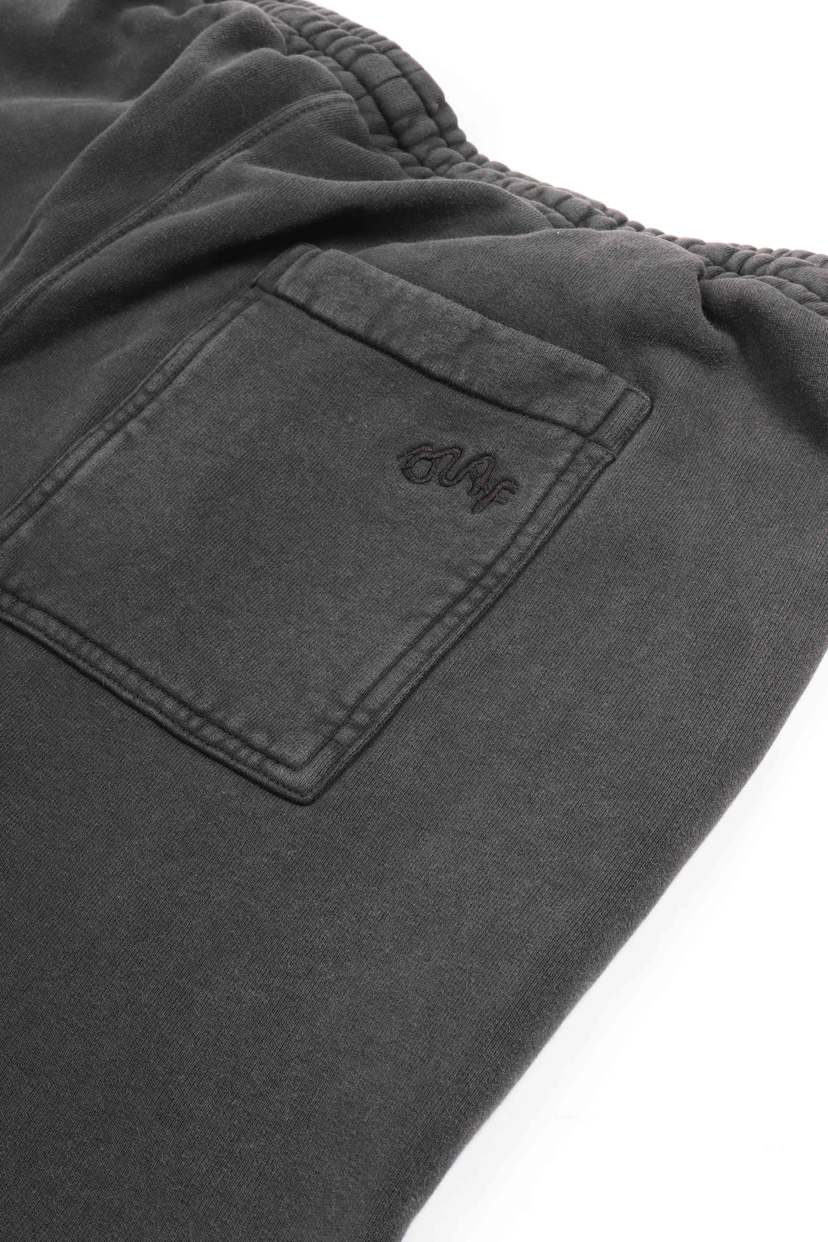 W. s. straight le charcoal
