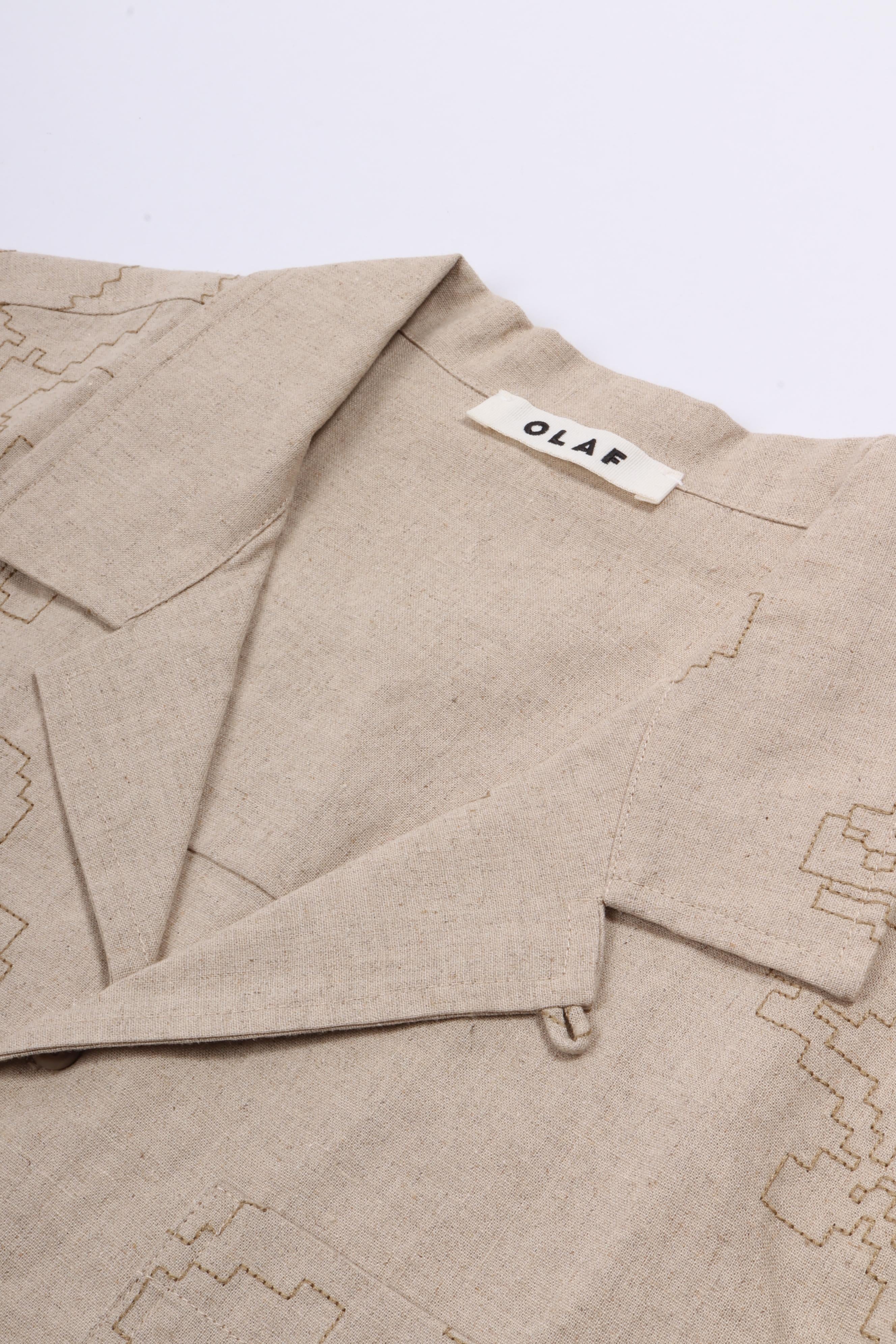 Embroidered flower ss shirts cement