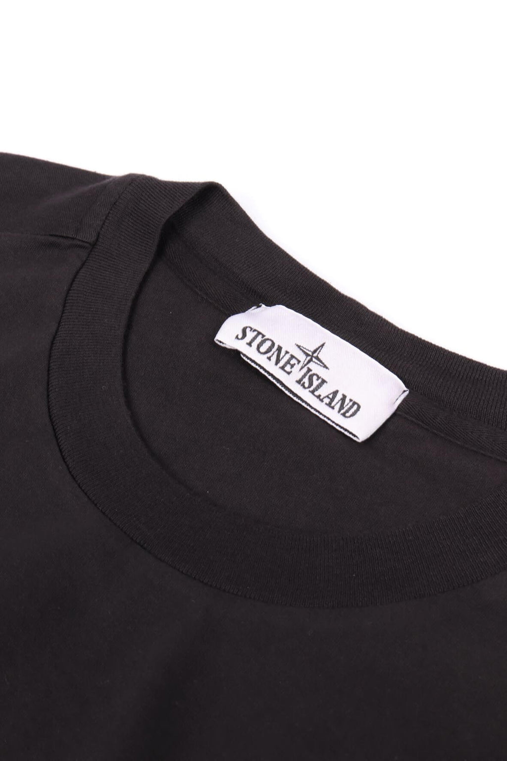 2100027 s0013 v0029 - black