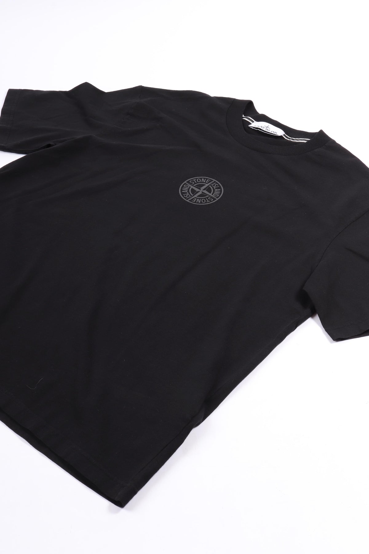 2100001 s0e14 v0029 - black