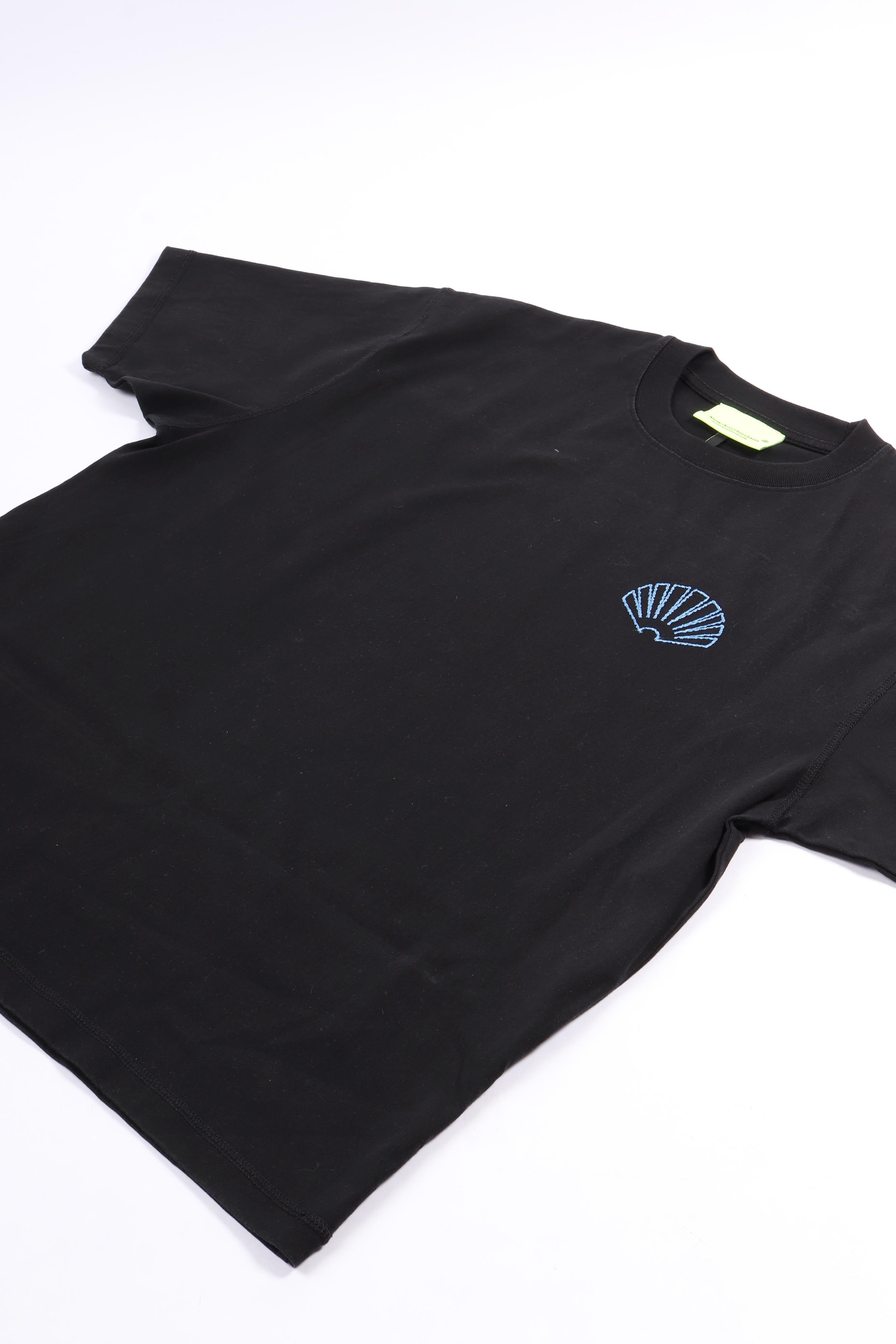 Logo tee + black / acid bl