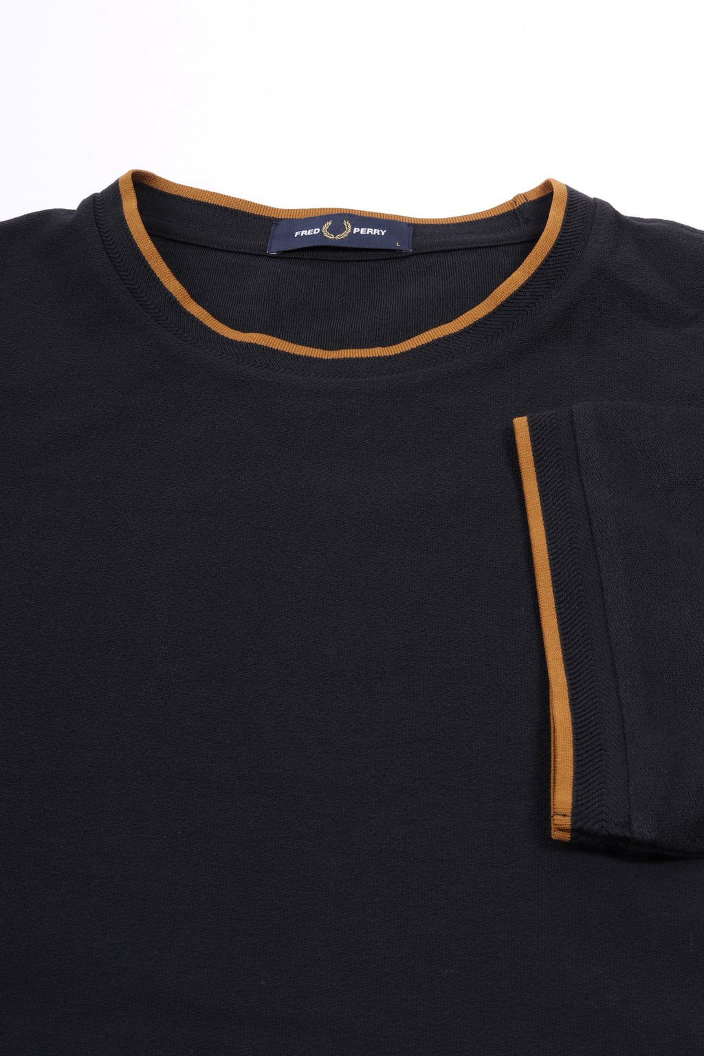 M2397 102 - black
