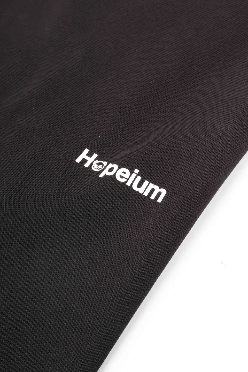 Text printed tee black