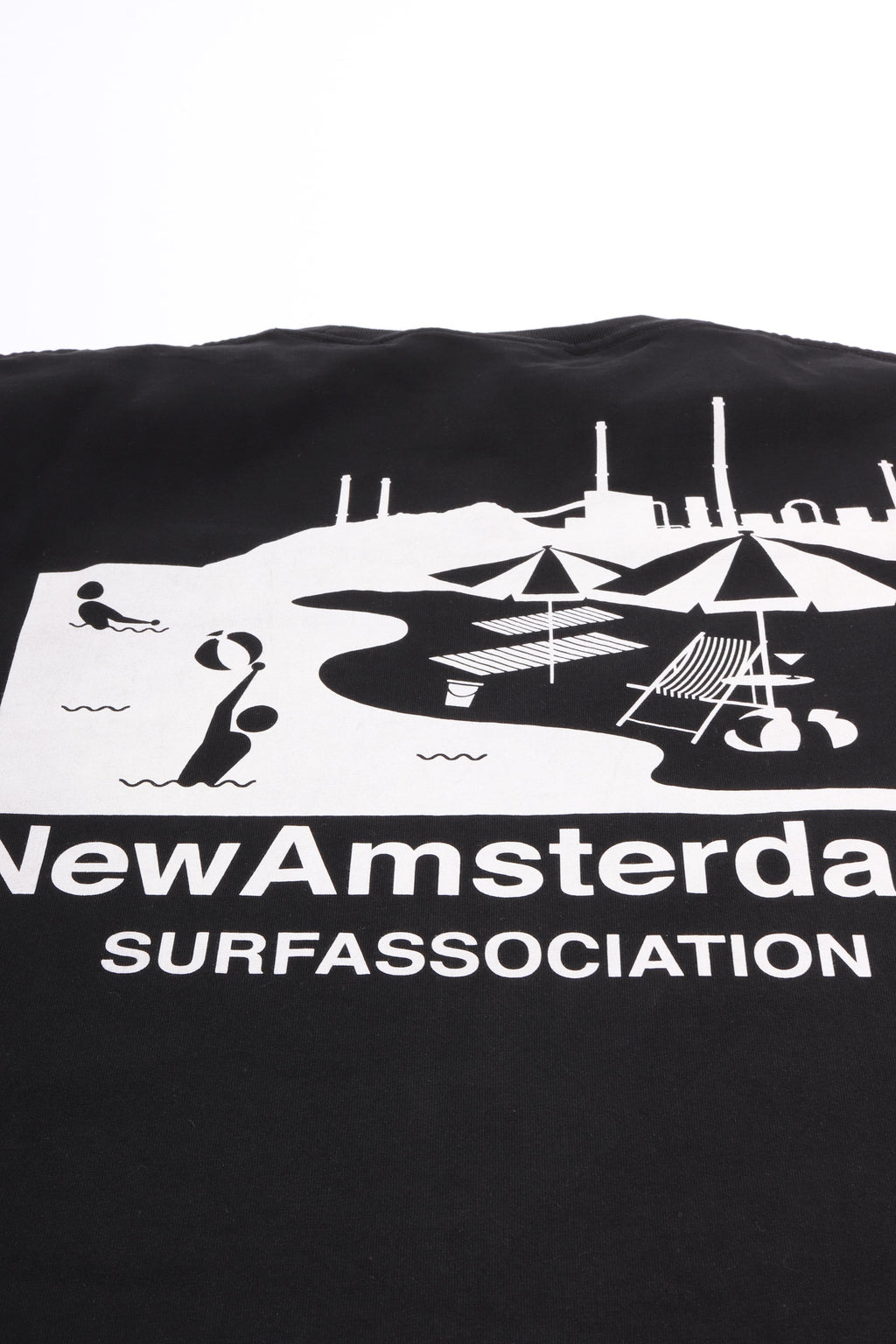 Beach sign tee black