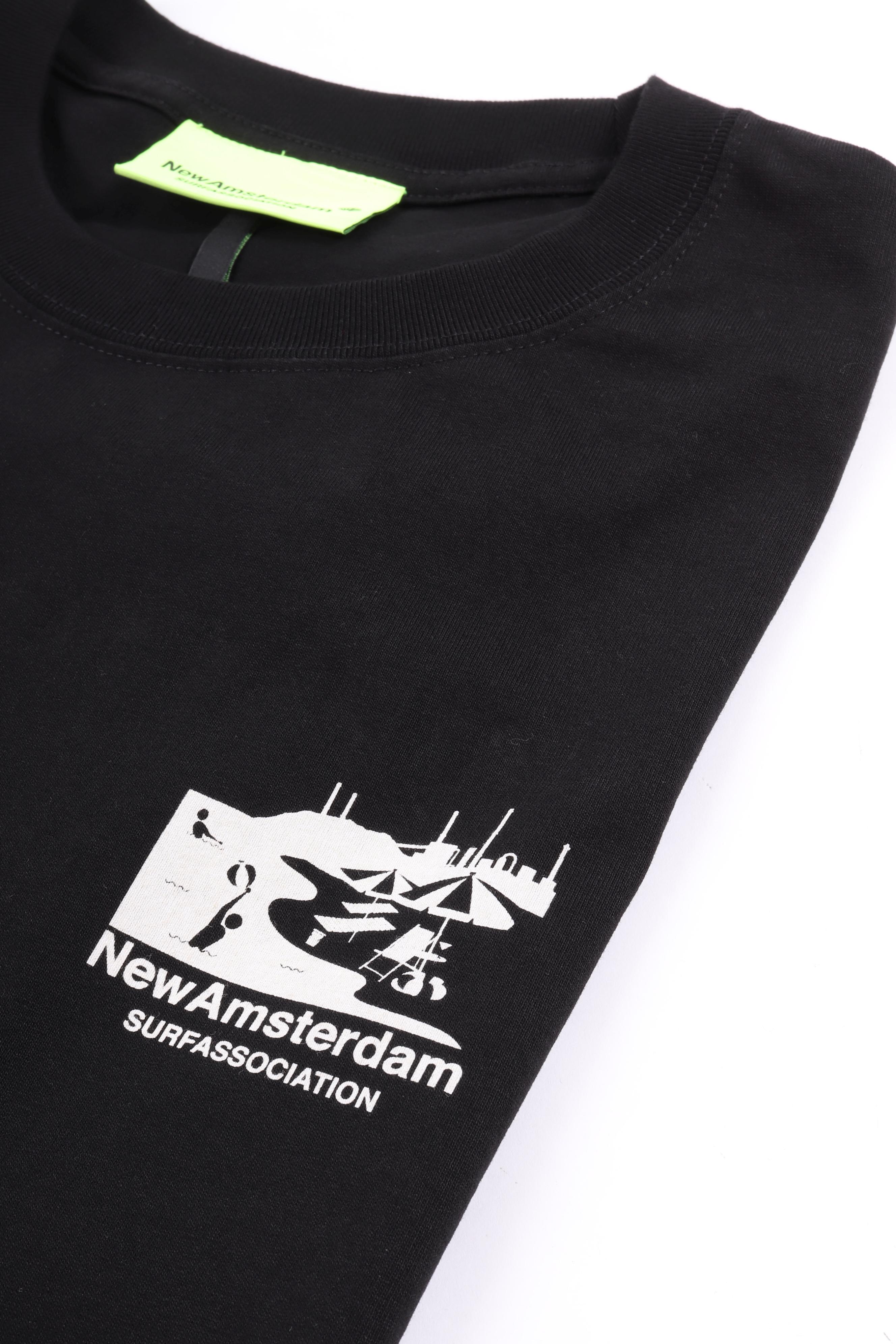 Beach sign tee black