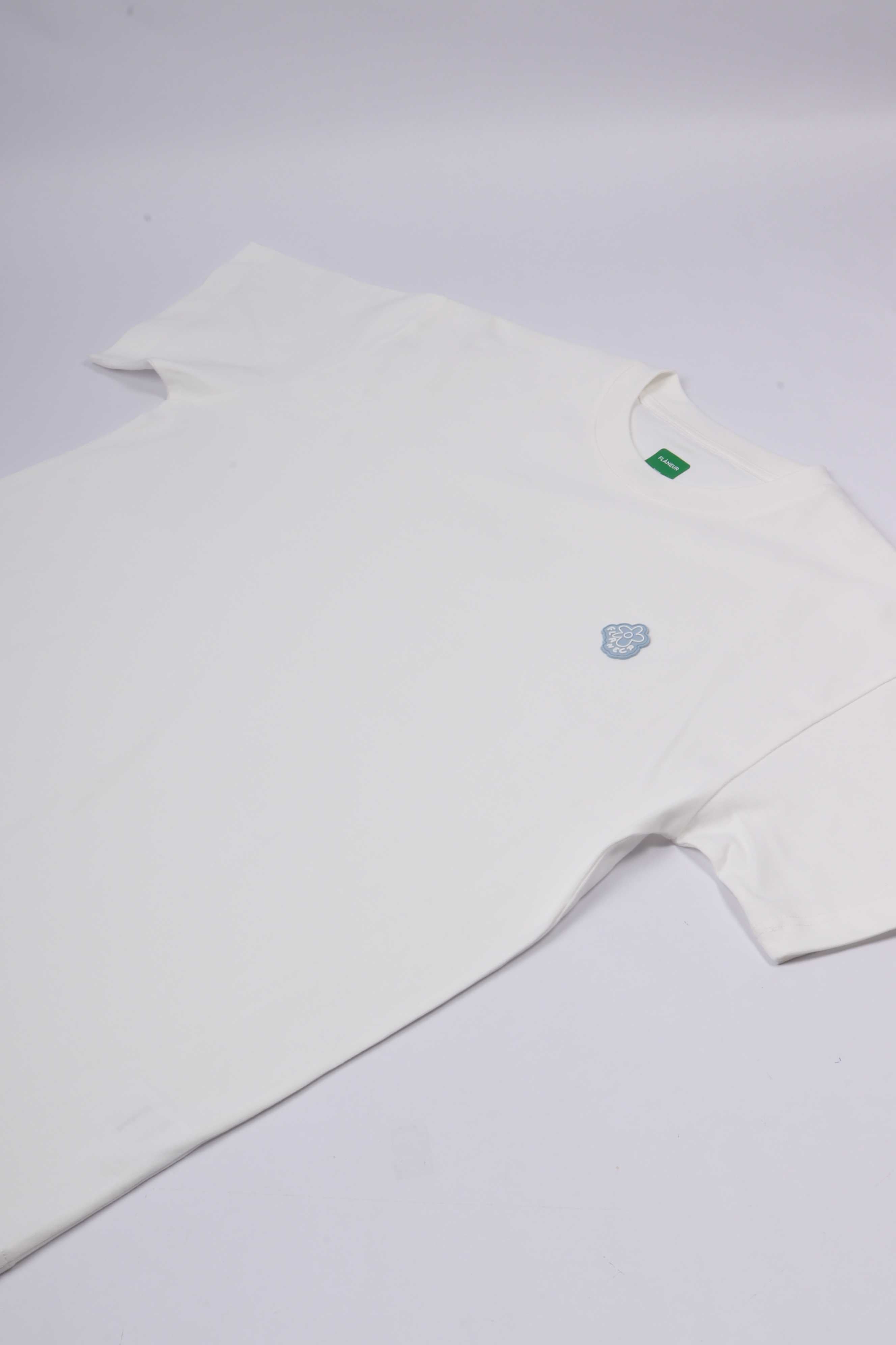 Rubber blossom t- white
