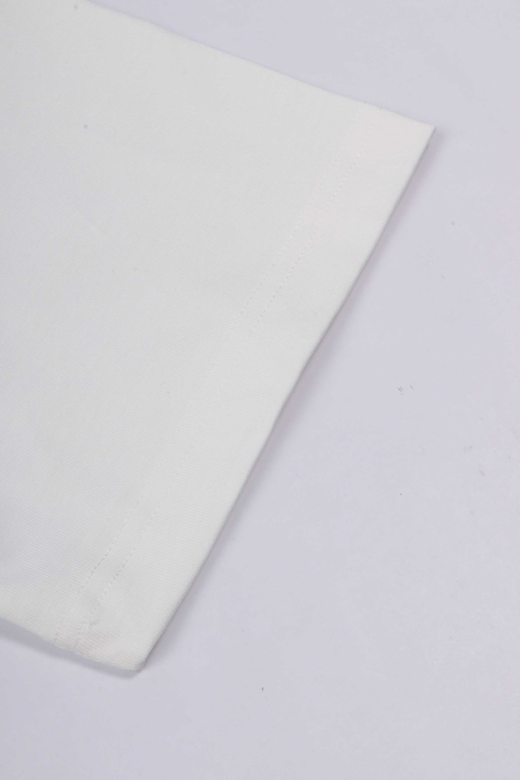 Rubber blossom t- white
