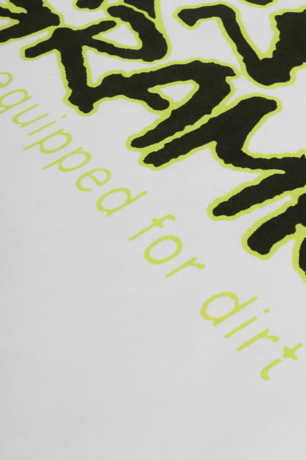 Equipped for dirt white
