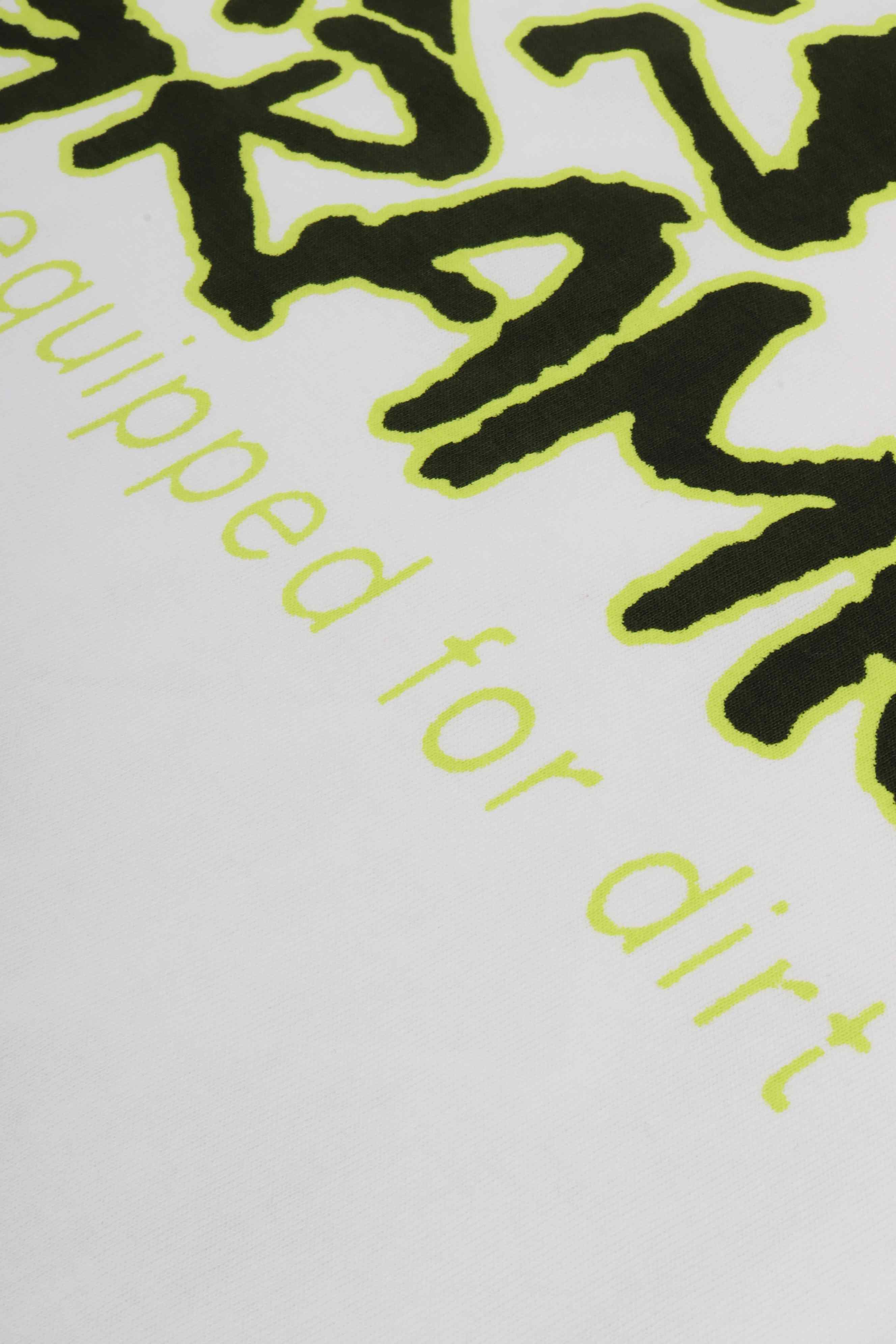 Equipped for dirt white