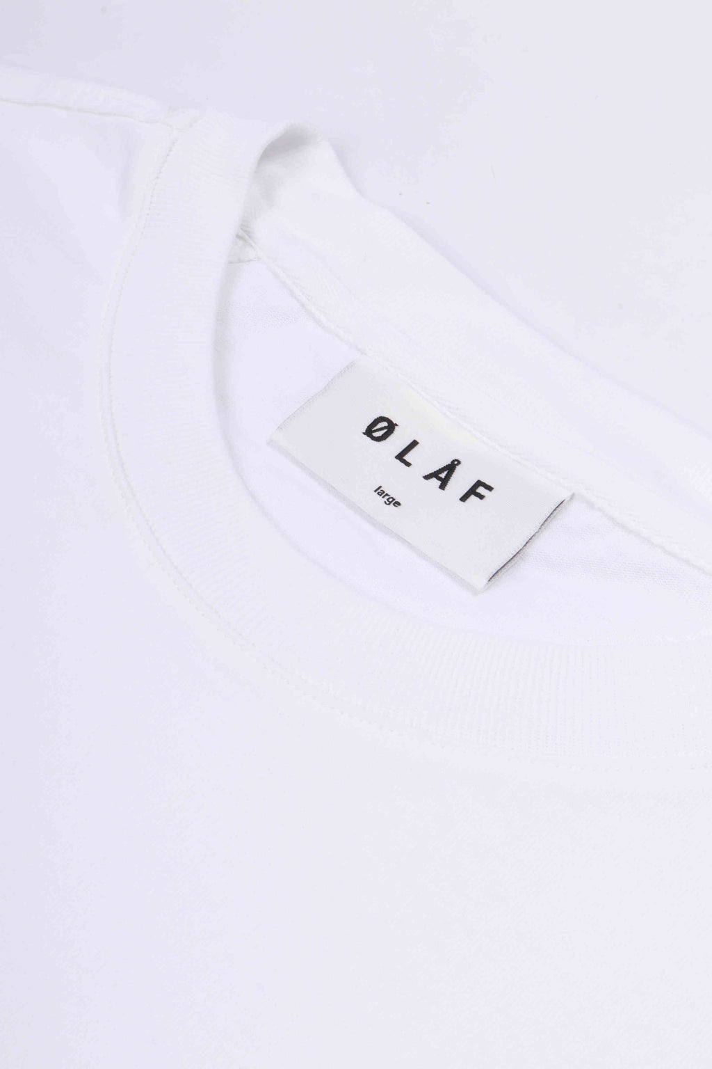 Signature tee optical white