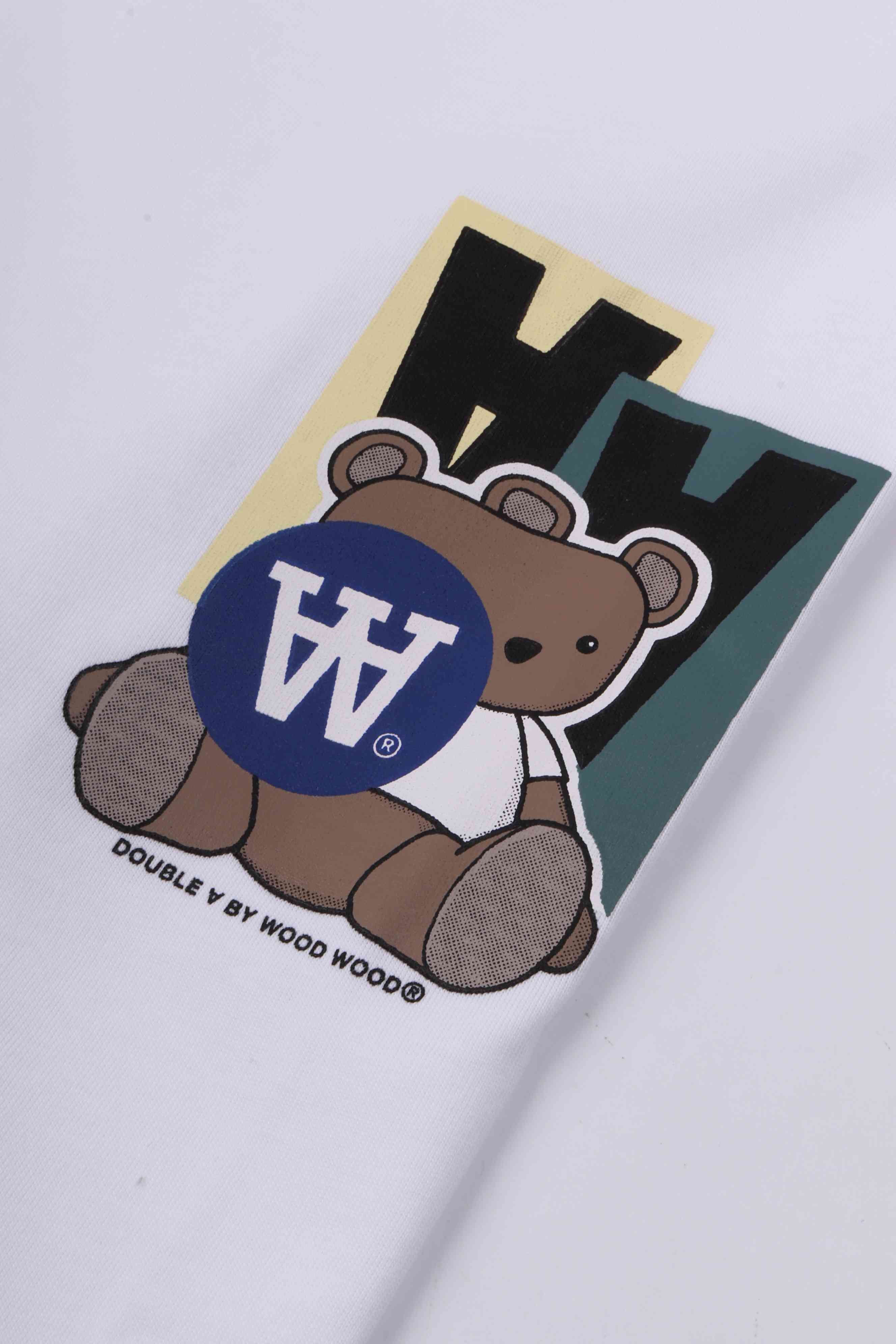 Liam tee stickers bright white
