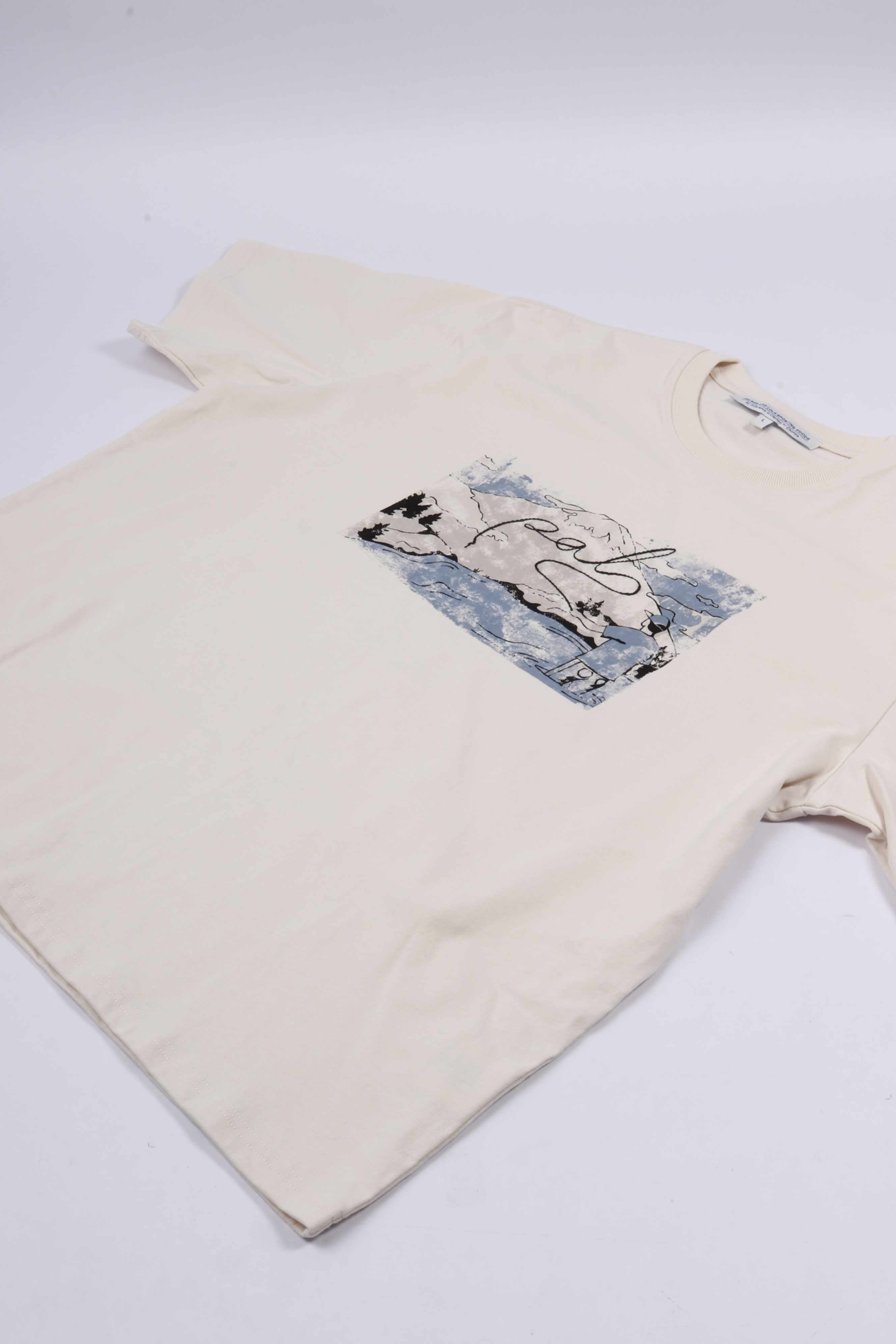 Itoshiro river t-shirt marshmallow