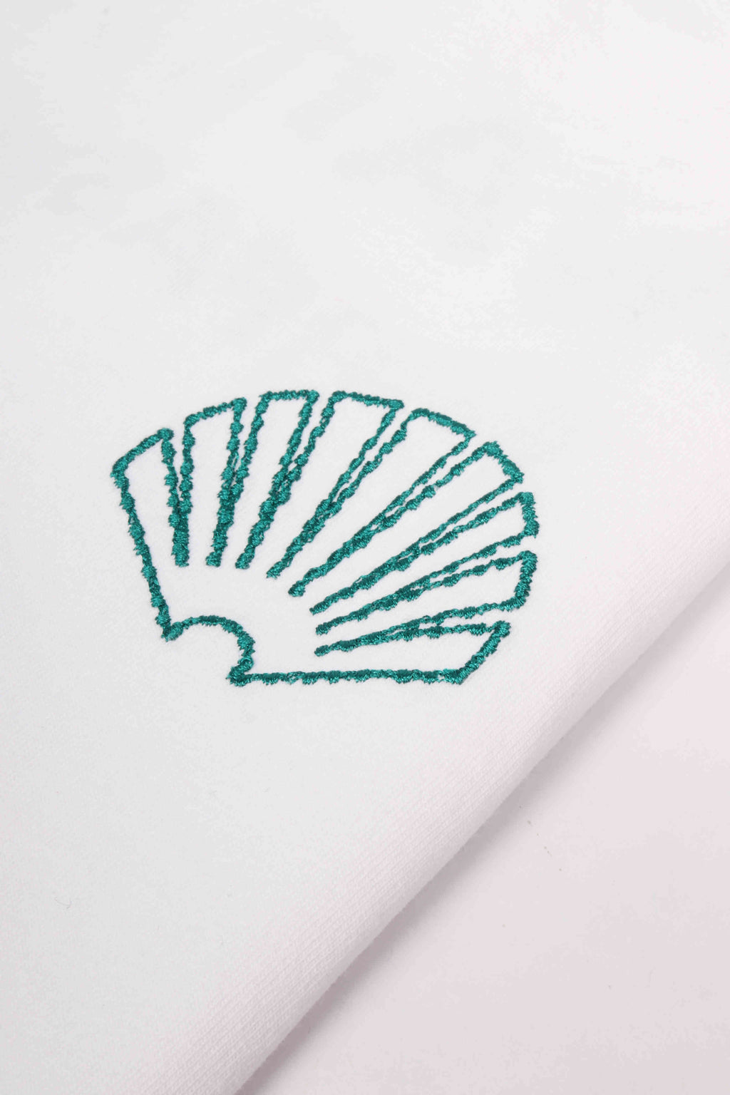 Logo tee+ white sea gree