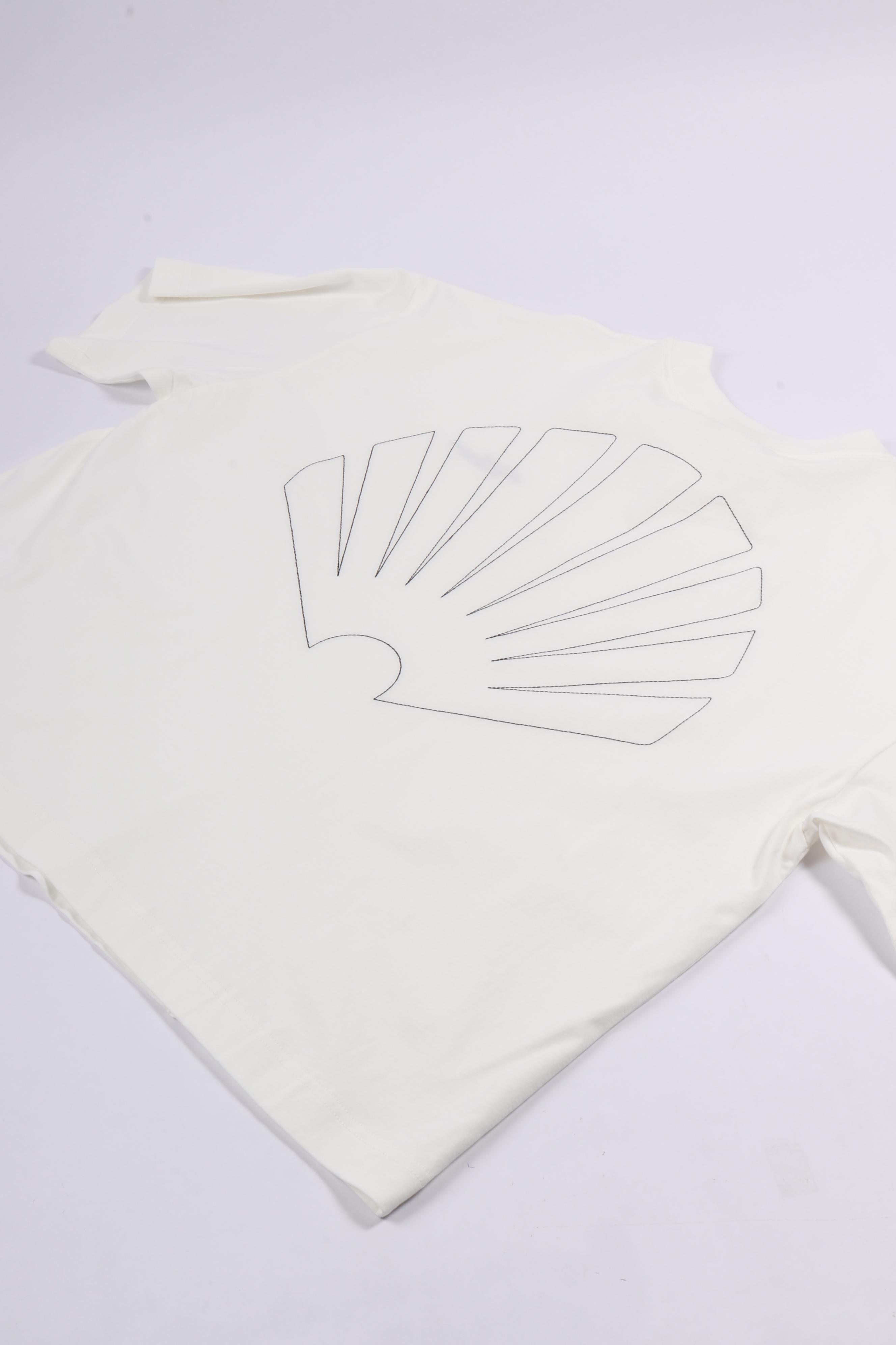 Big logo tee washed white