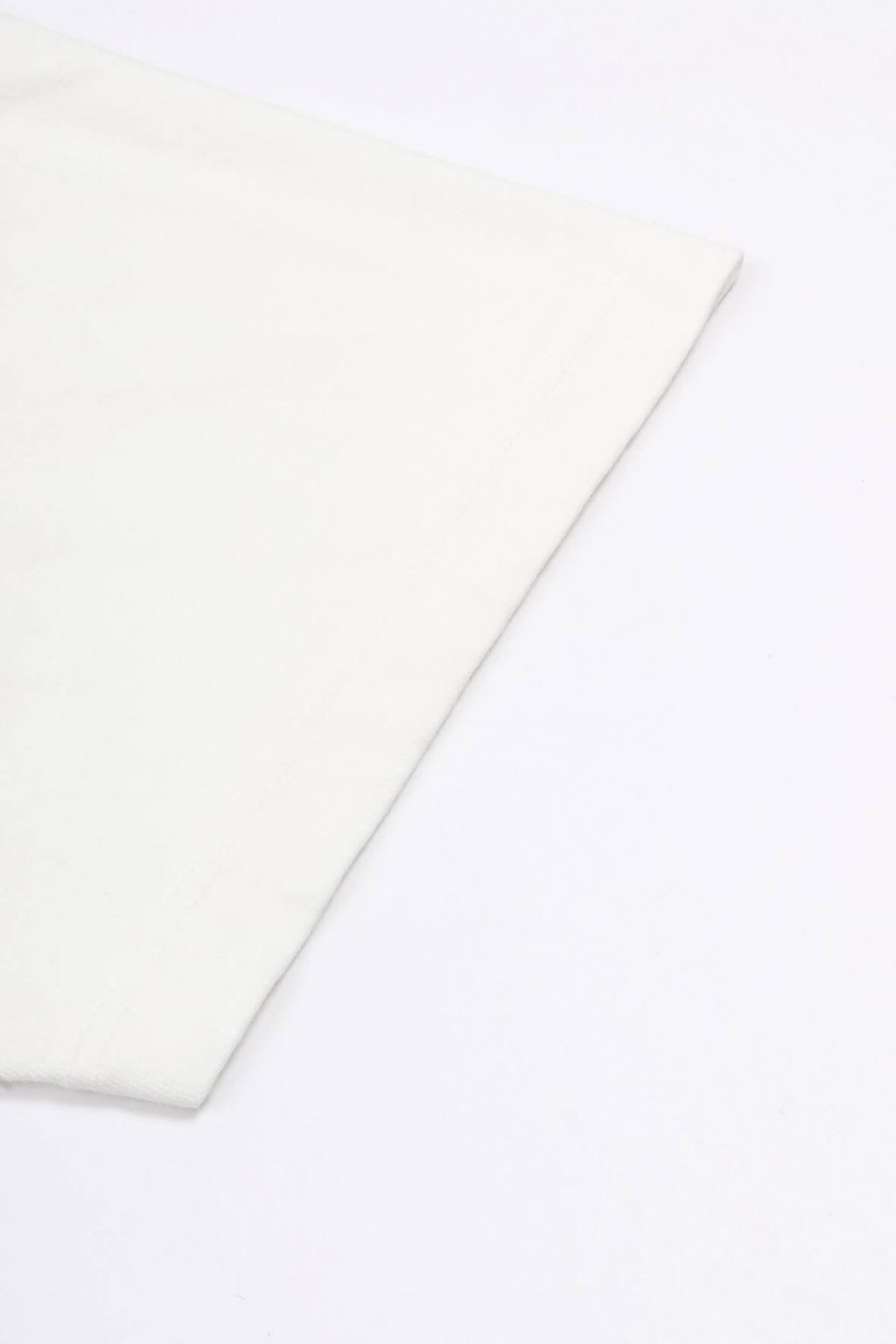 16cmts299a 103 - gauze whit