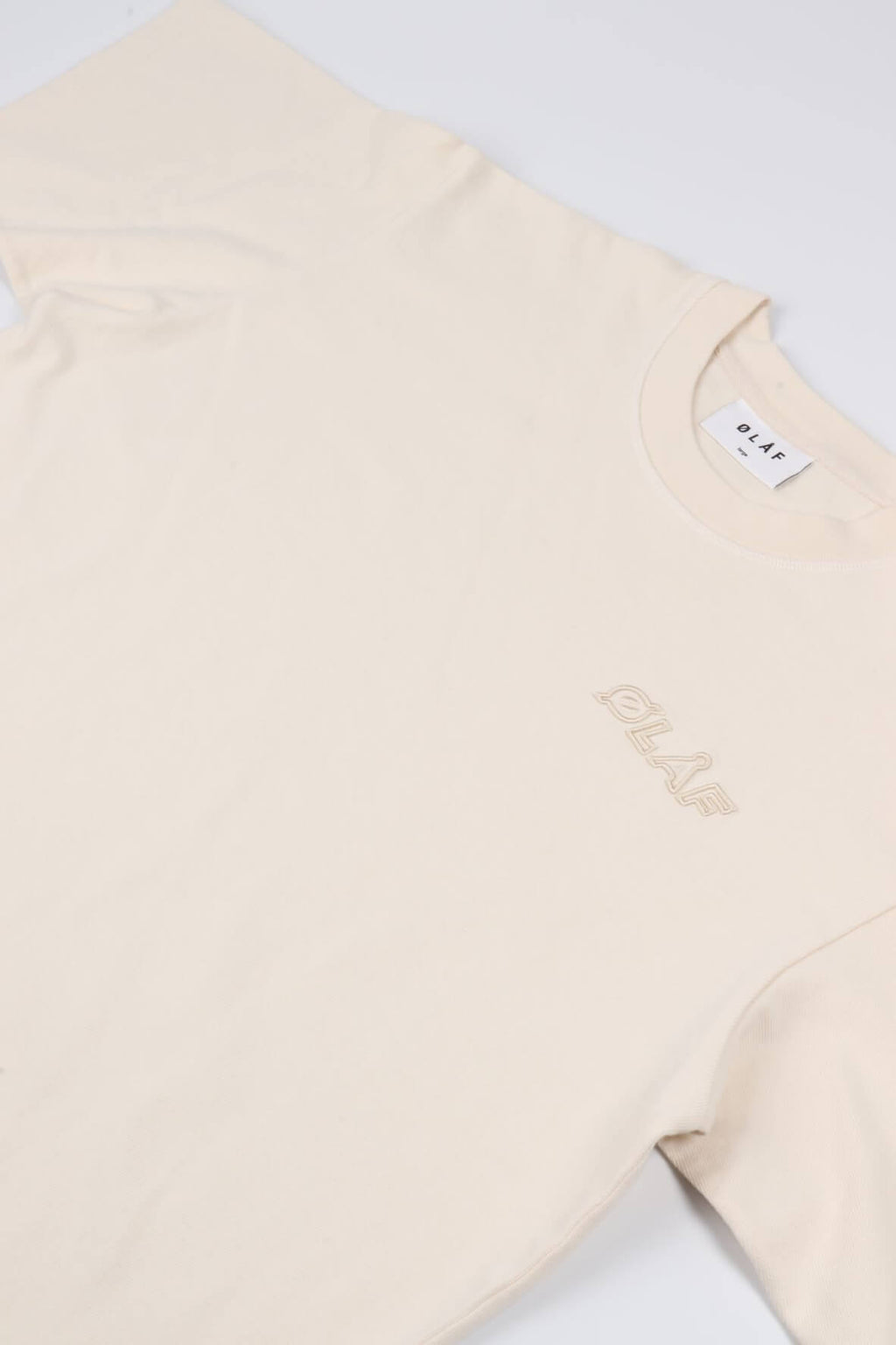Studio tee off white