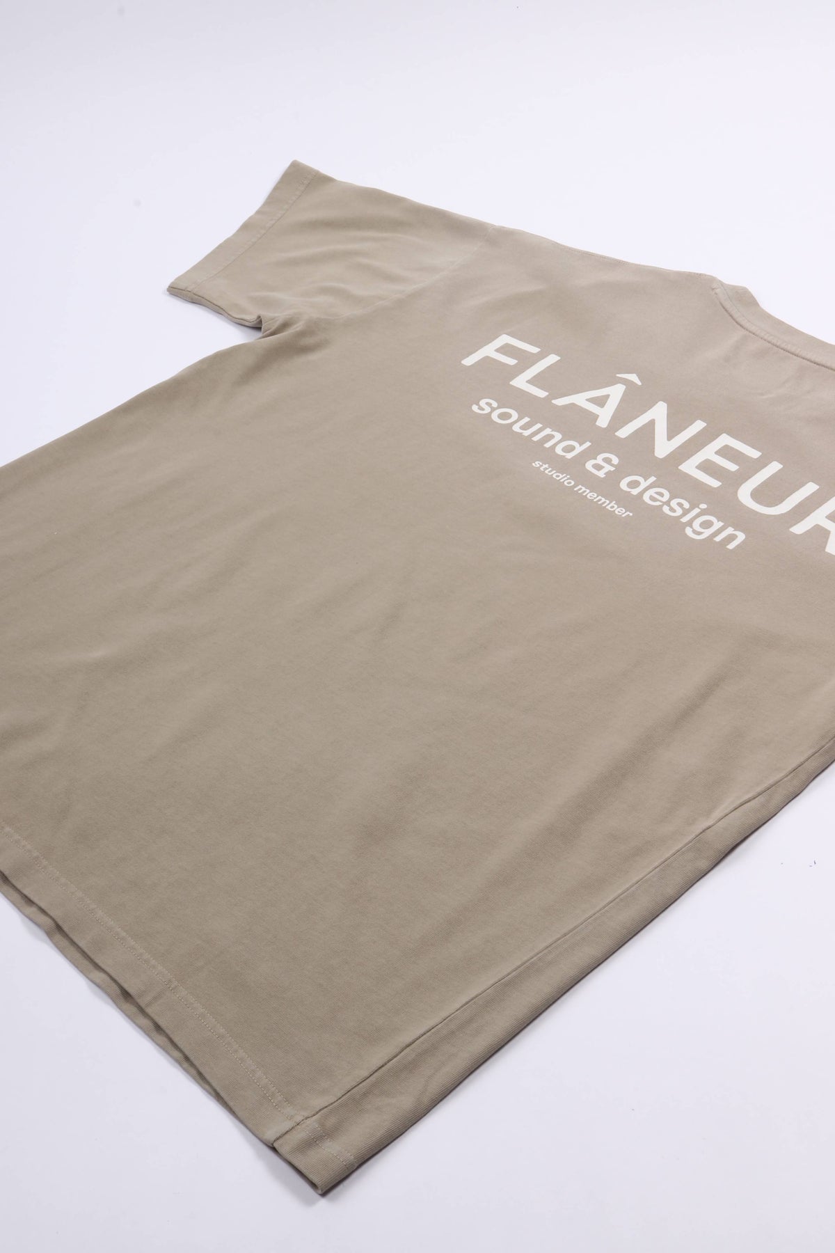 Sound & design studio ss washed beige