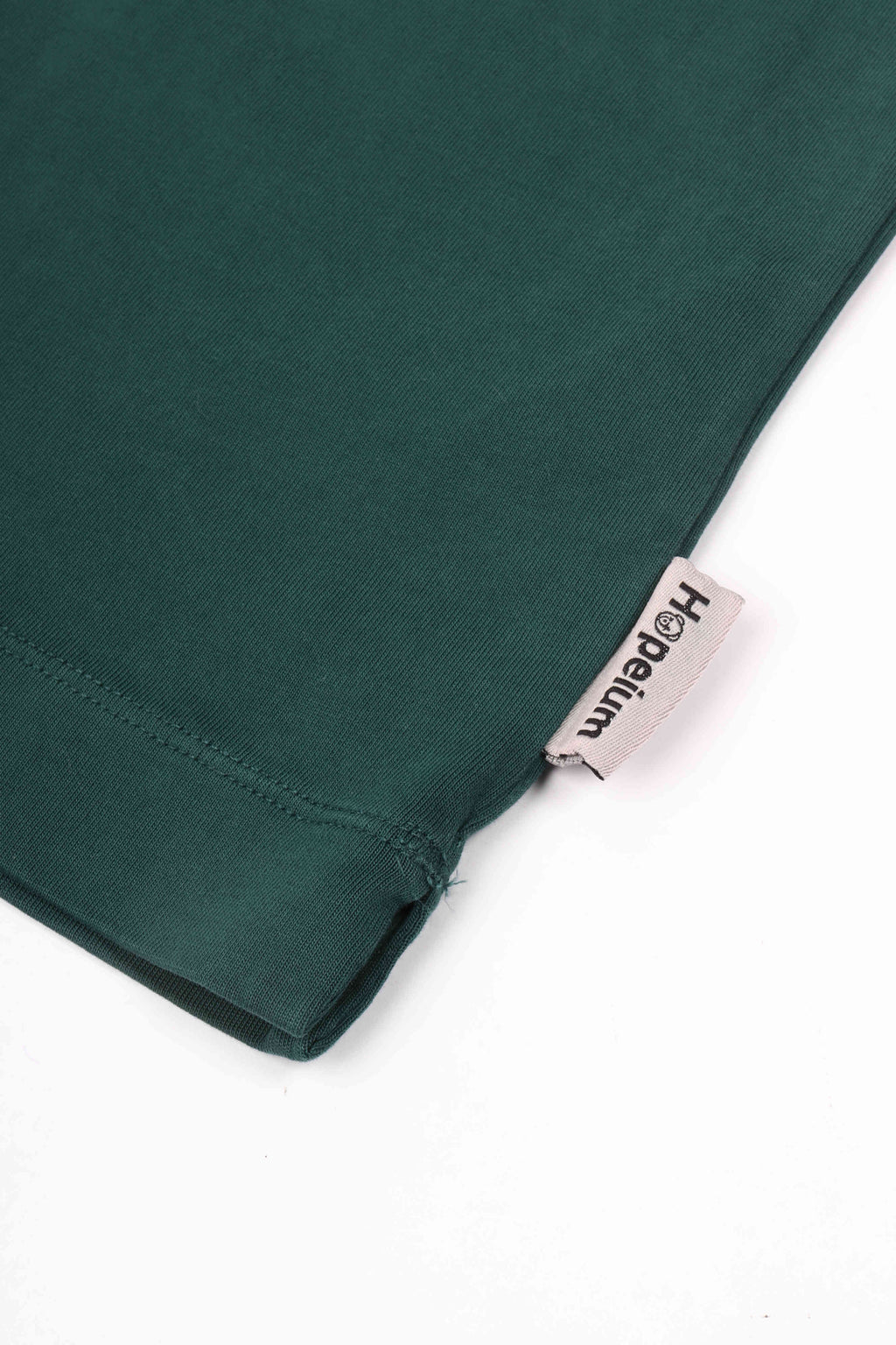 Heavily bills tee green