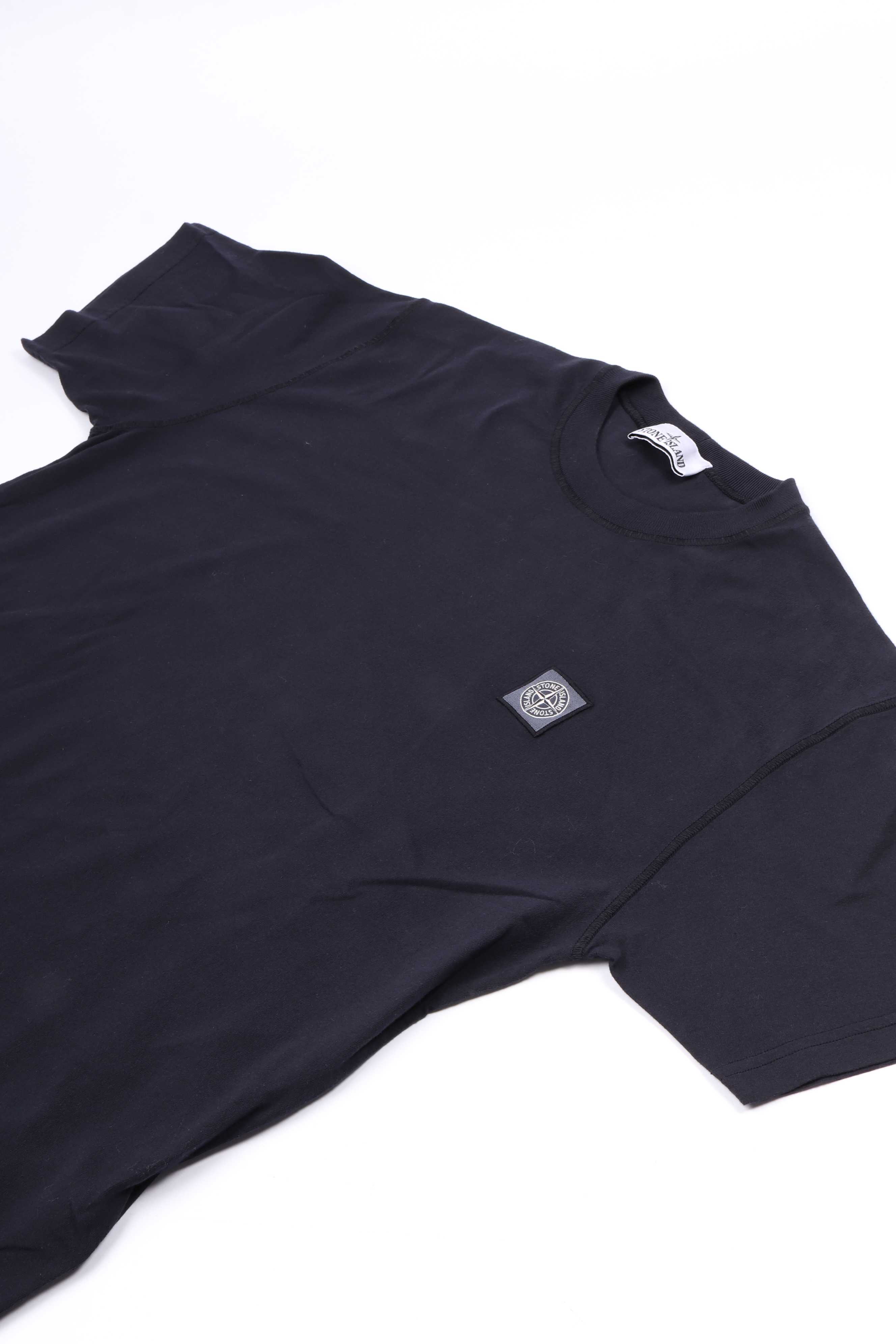 2100026 s0057 v0020 - navy