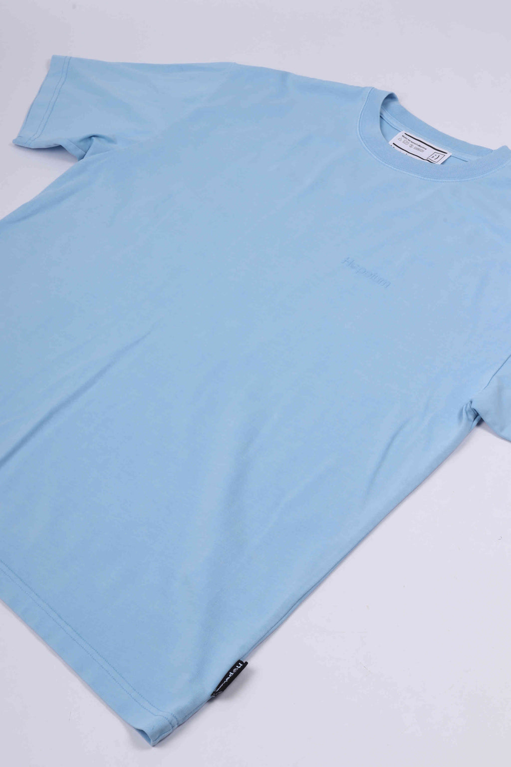 Short sleeve tee light blue