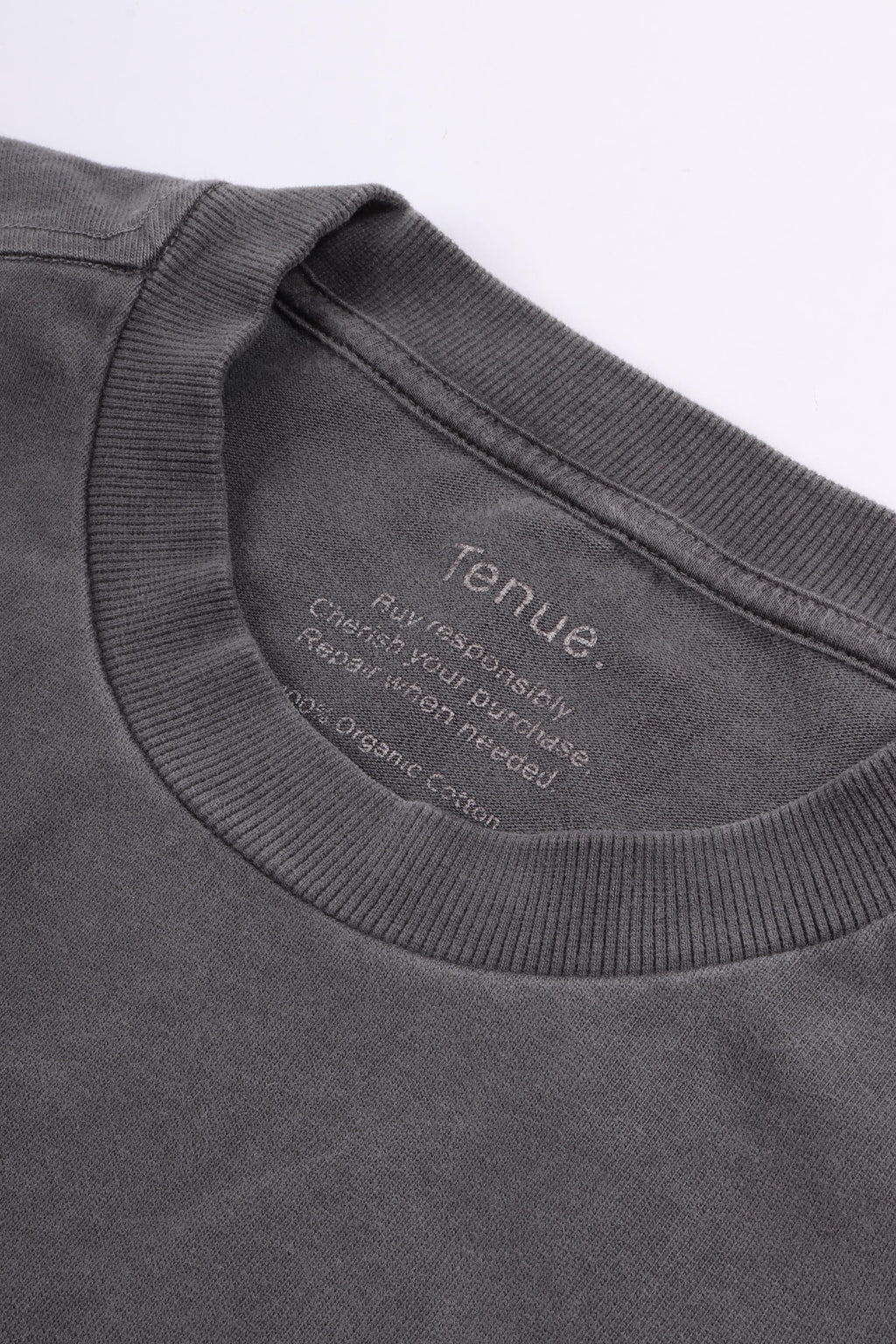 Bruce t-shirt basalt