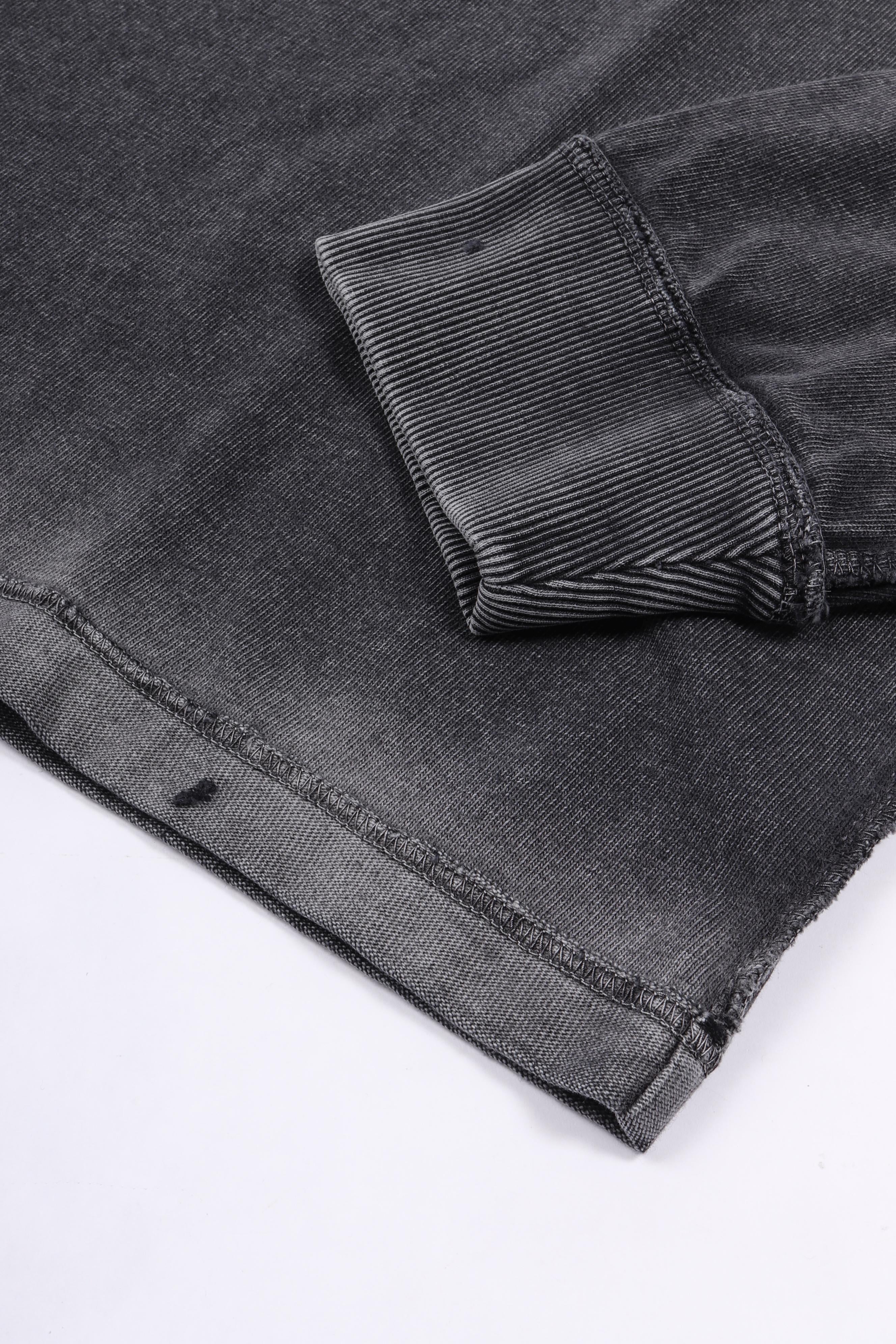 Distressed leaf ls shadow black