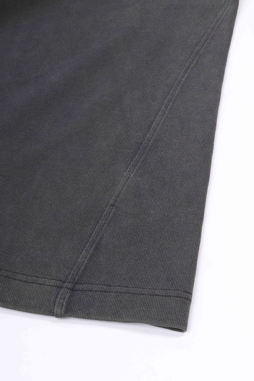Washed studio ls tee charcoal