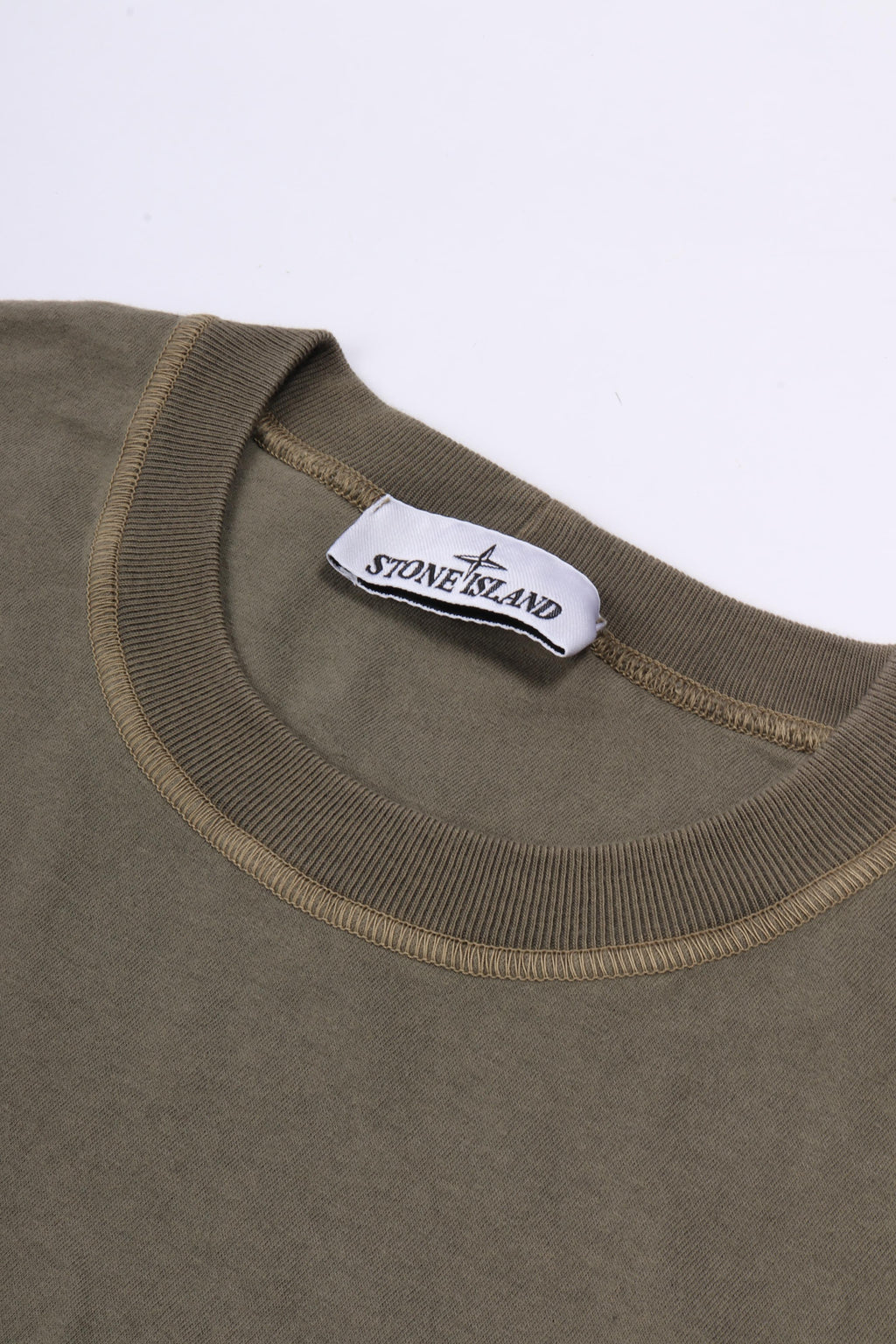 2100025 s0057 v015g military