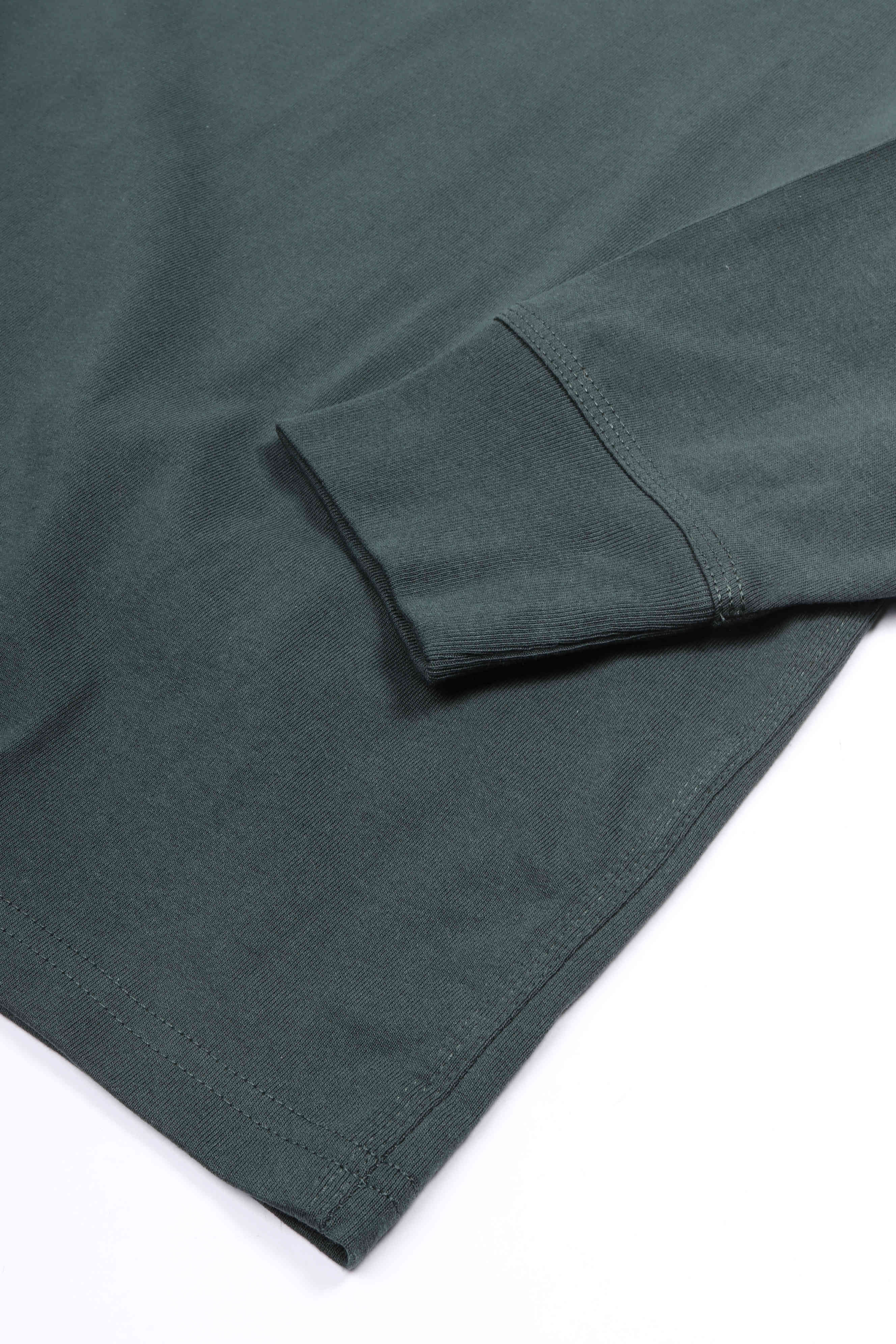 L/s a. script tee kale green