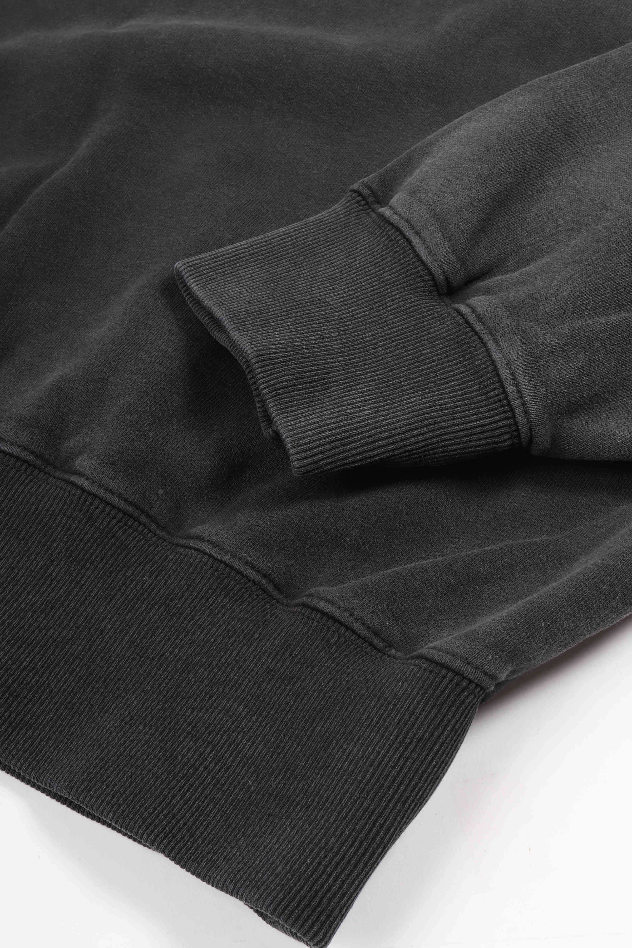 W. s. boxy crew. charcoal