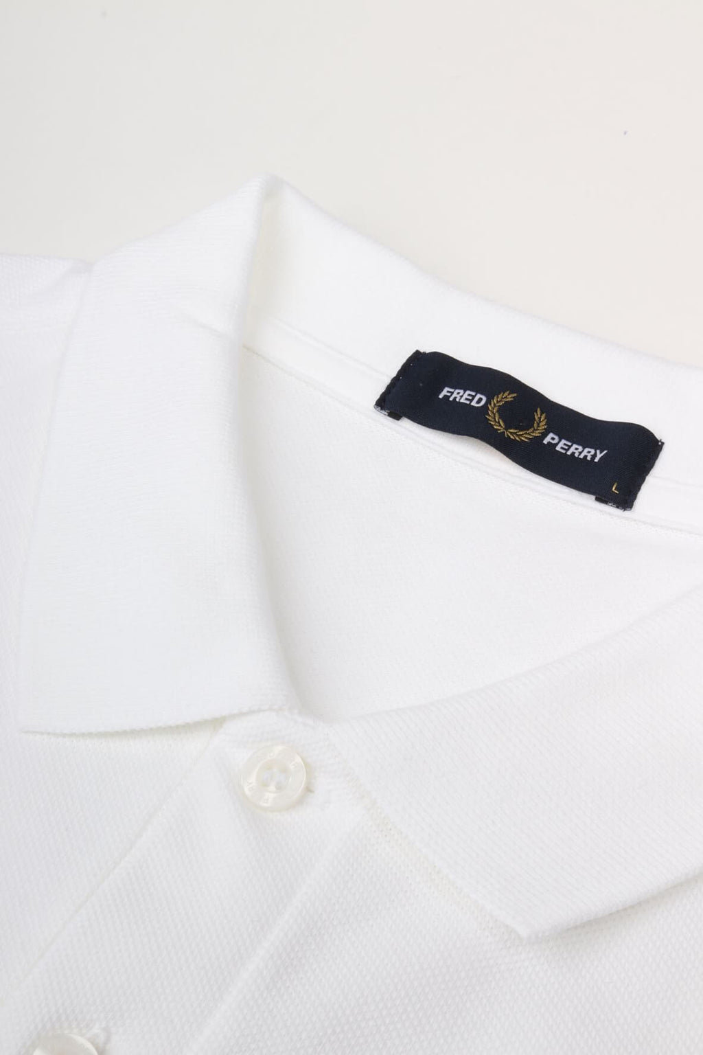 M6000 100 - white