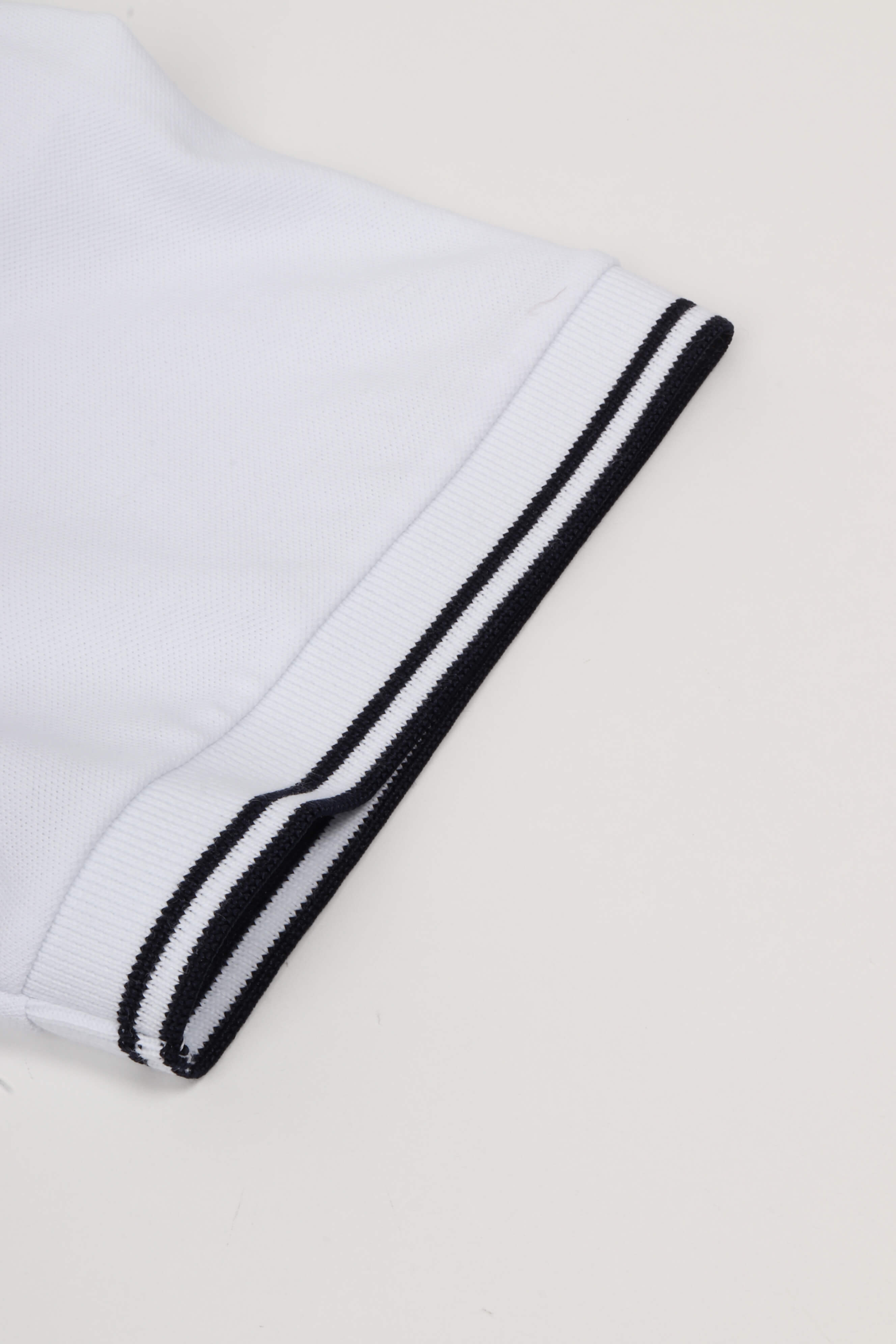 2sc18 a1001 - white
