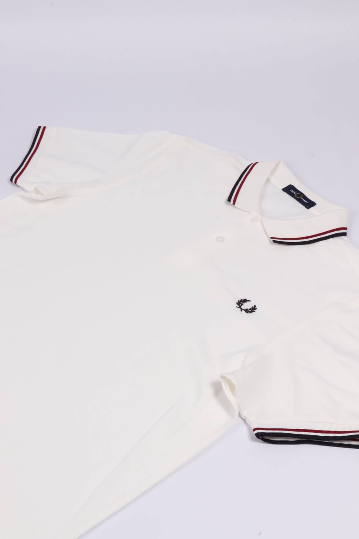 M3600 white/red/navy