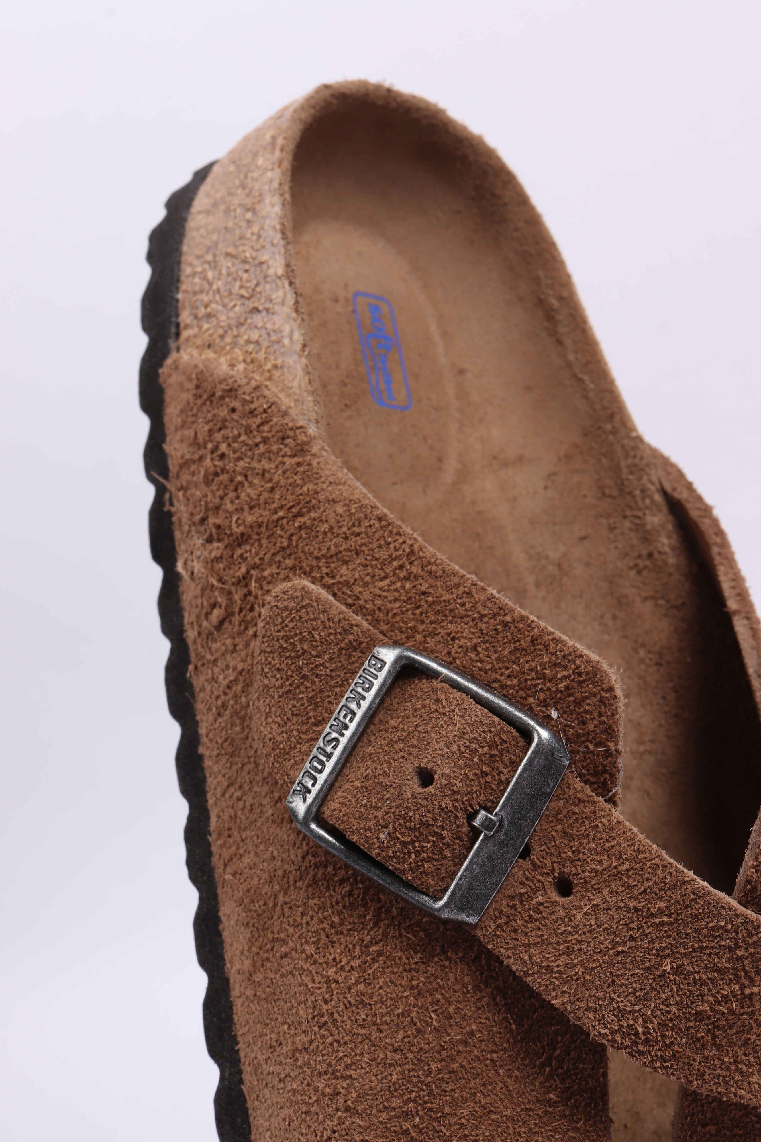 Boston dark tea - suede